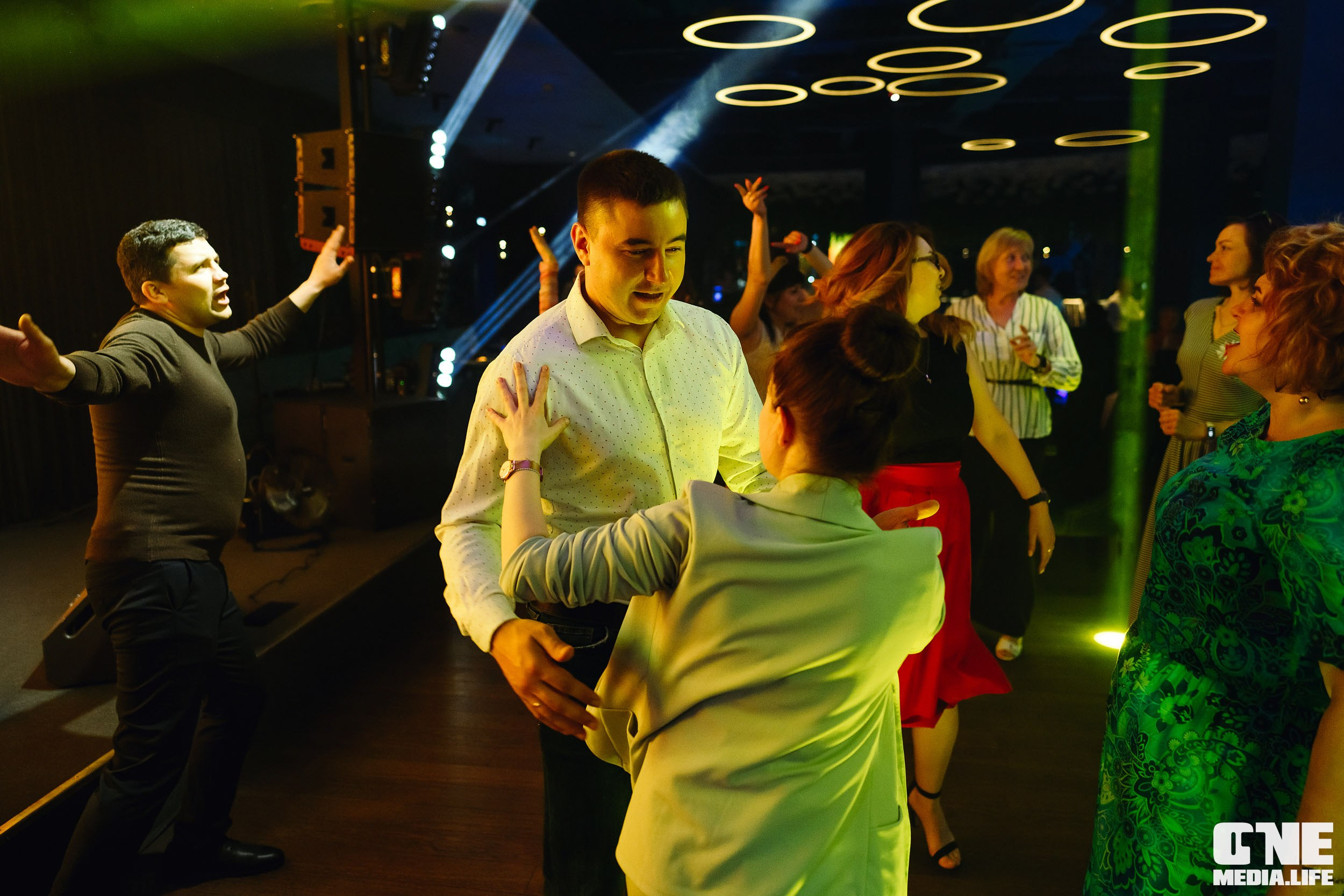 Фоторепортаж с вечеринки в Океане. One Media Life: фоторепортажи, фотоотчеты с мероприятий и заведений