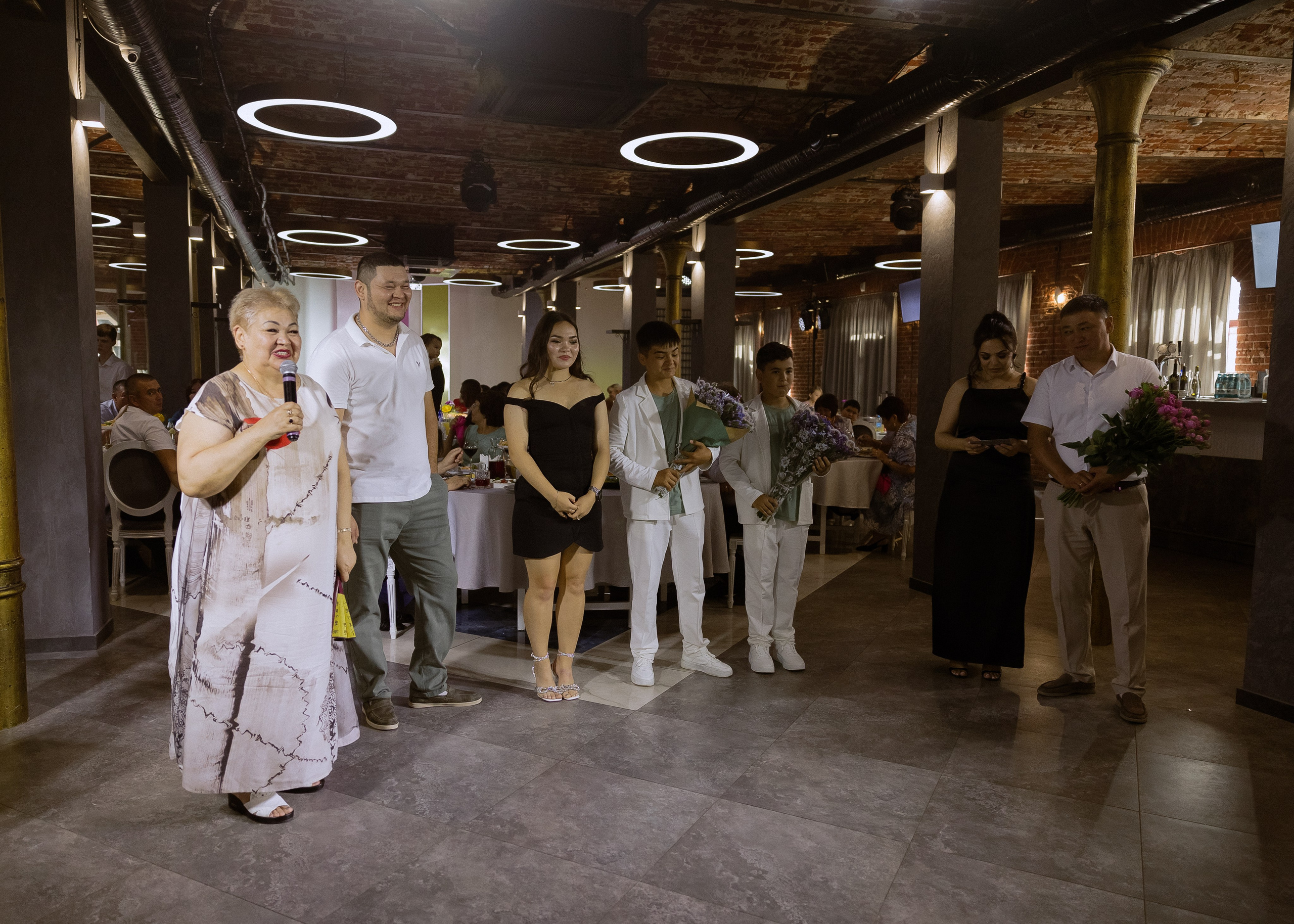 Дмитрий и Алита. Фотограф Эмиль Исякаев