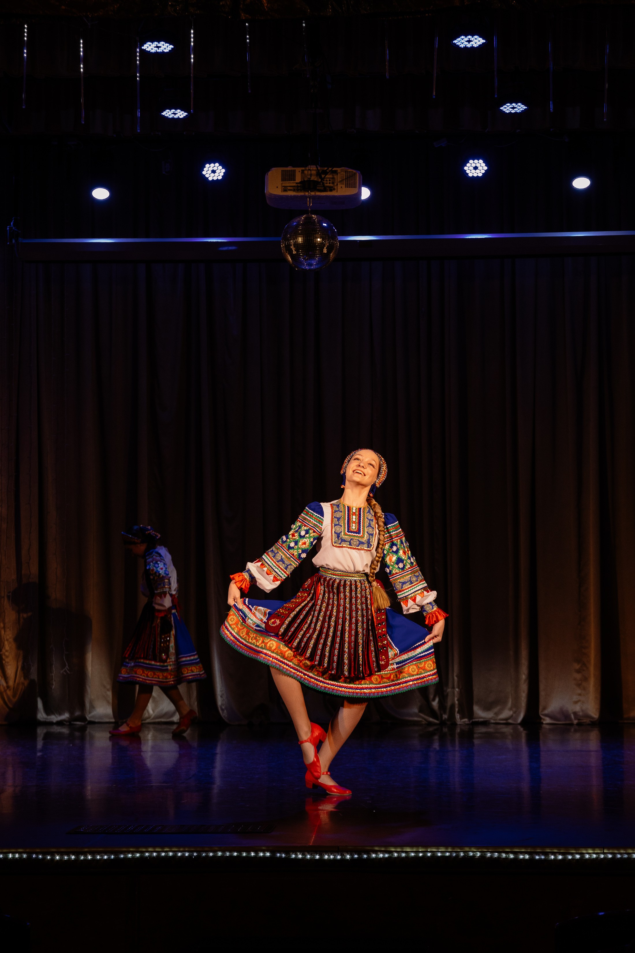 Сибирские узоры ДК Ефремова. Фотограф Юлия Мальцева