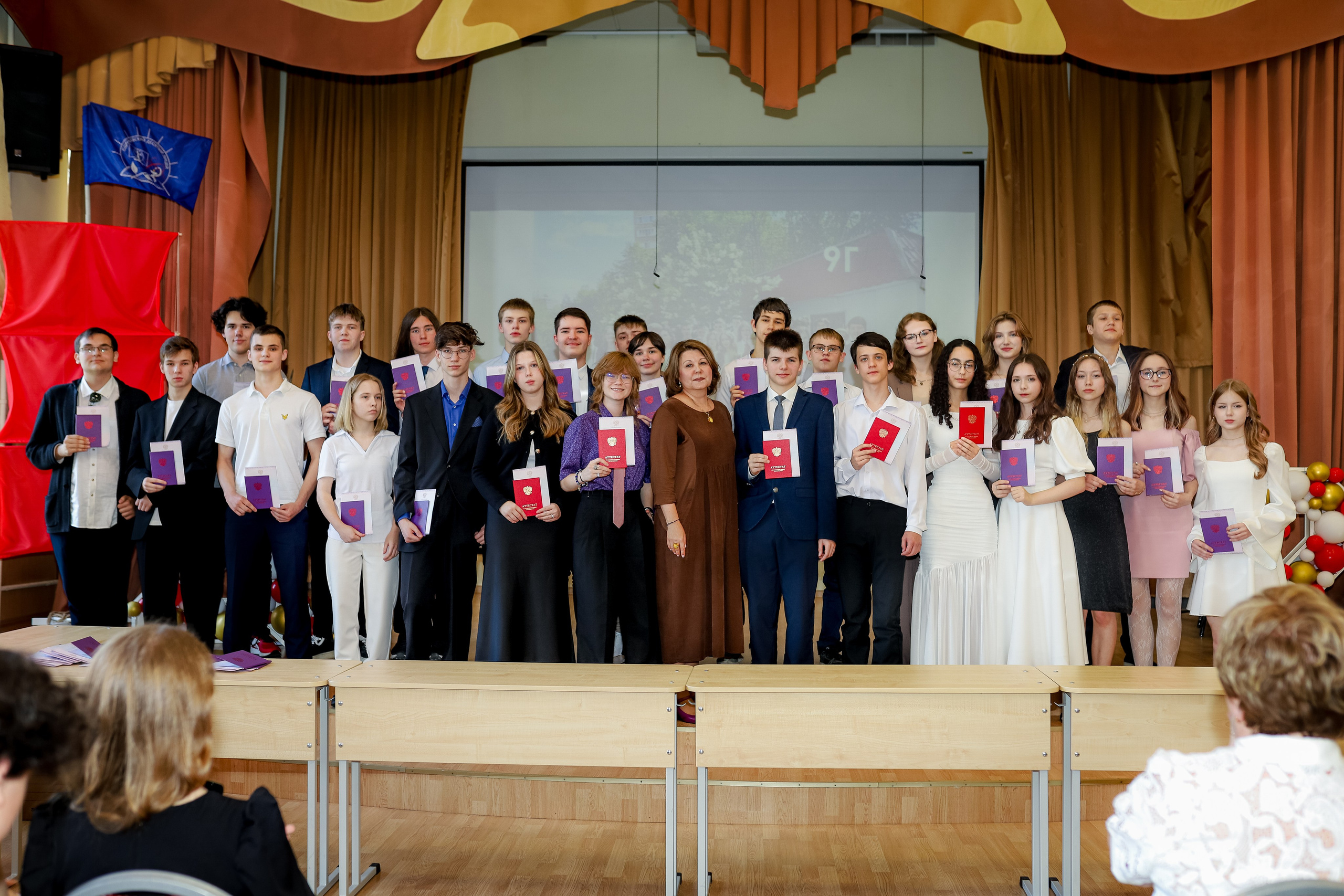 Школьные выпускные. Семейный и детский фотограф Эльвира Билибина