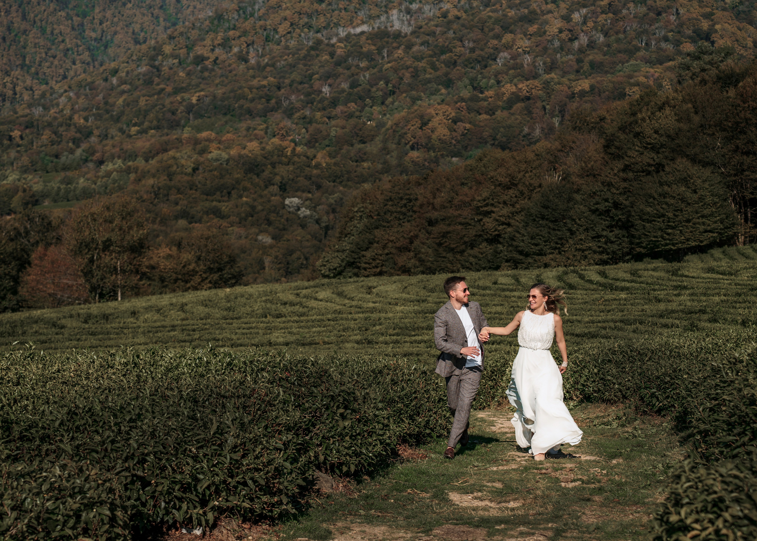 Свадебная фотосессия на море и в горах в Сочи. Алина Бернд — свадебный и индивидуальный фотограф в Сочи и Адлере