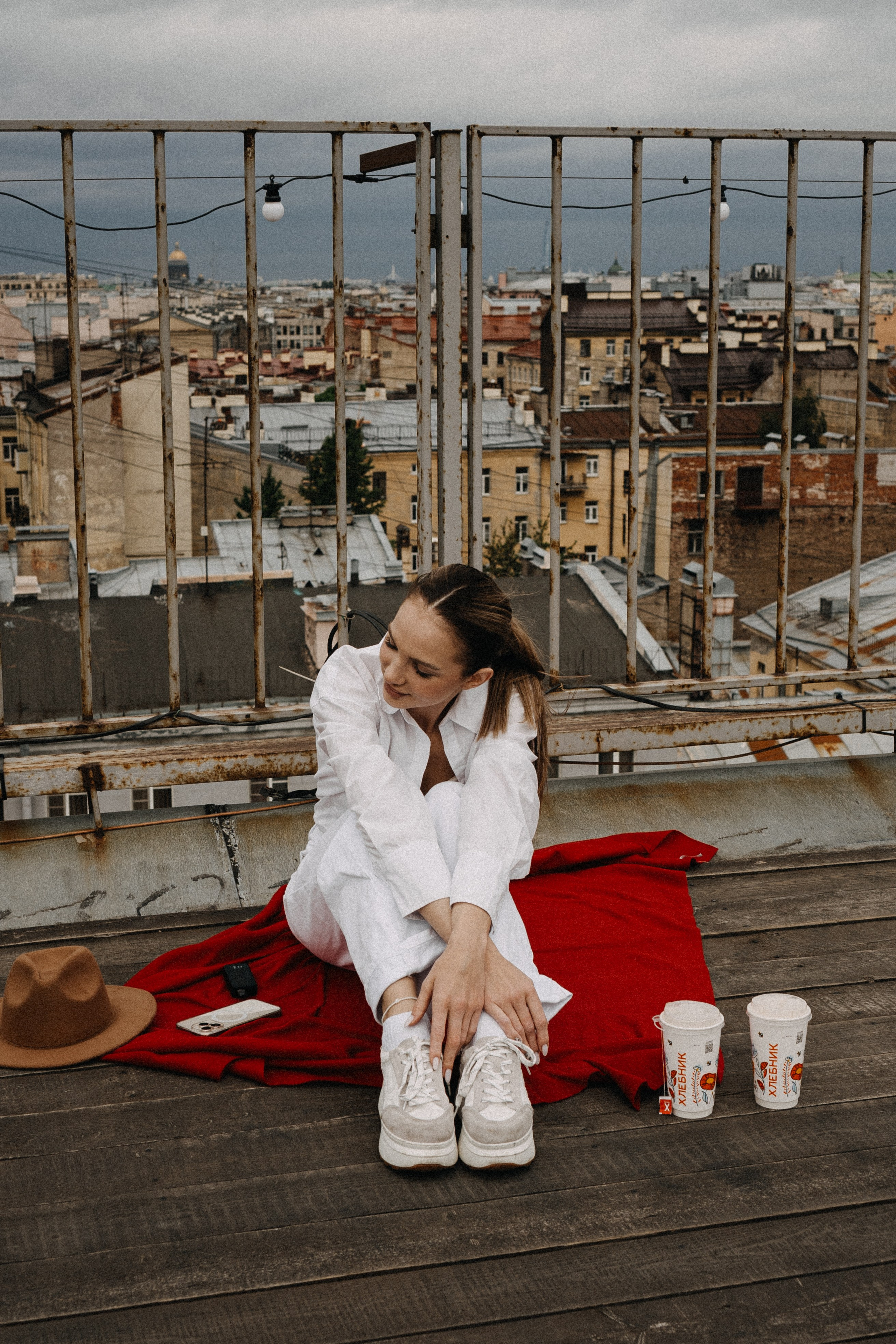 МЫ ГУЛЯЛИ ПРО КРЫШАМ ПИТЕРА. Профессиональный фотограф, Санкт-Петербург — Виктория Богомолова