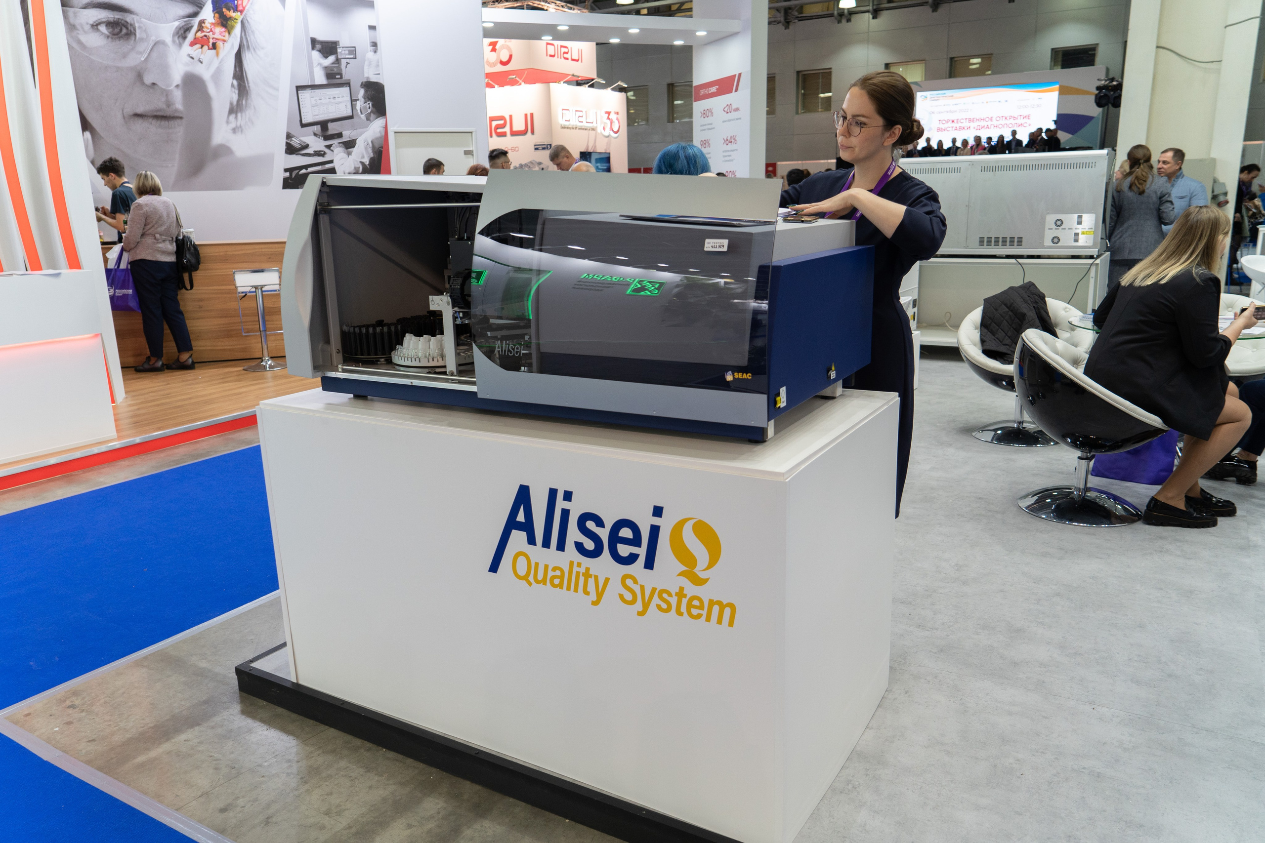 Выставочные стенды. Профессиональный портретный фотограф в Москве Владимир Глаголев