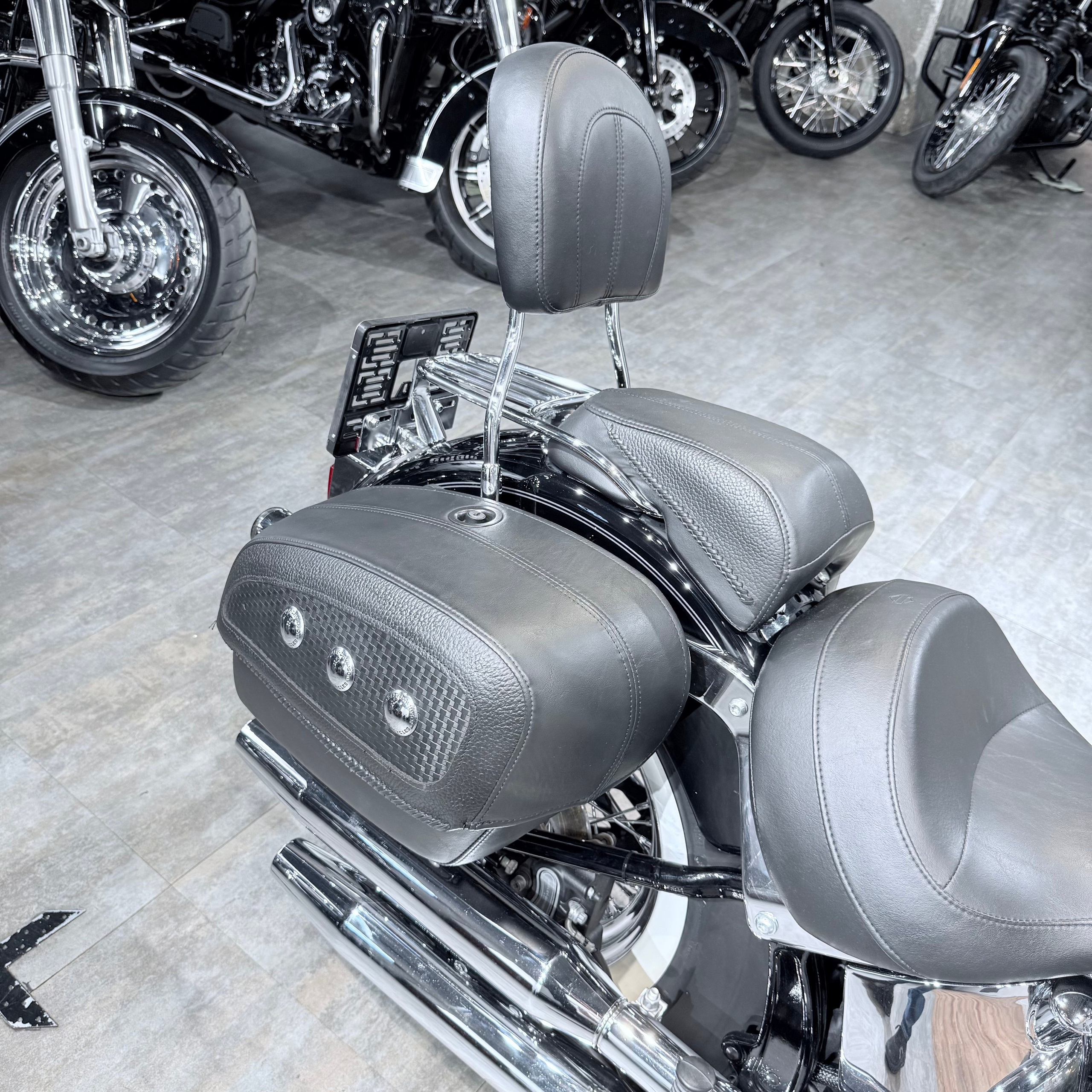 2011 Softail Deluхе АВS Vivd Black. Hello Davidson, Москва. Только хорошие мотоциклы…