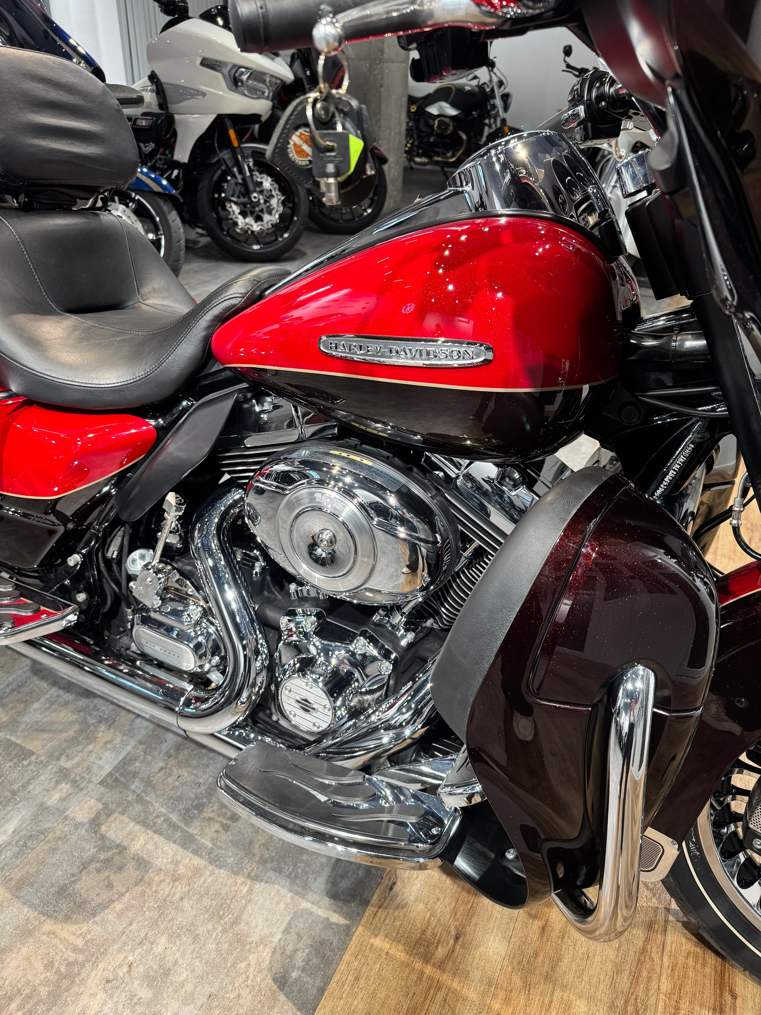 Мотоциклы Harley-Davidson 110 CVO Fire Fighters' Edition (Touring)  — купить мотоцикл. Hello Davidson, Москва. Только хорошие мотоциклы…