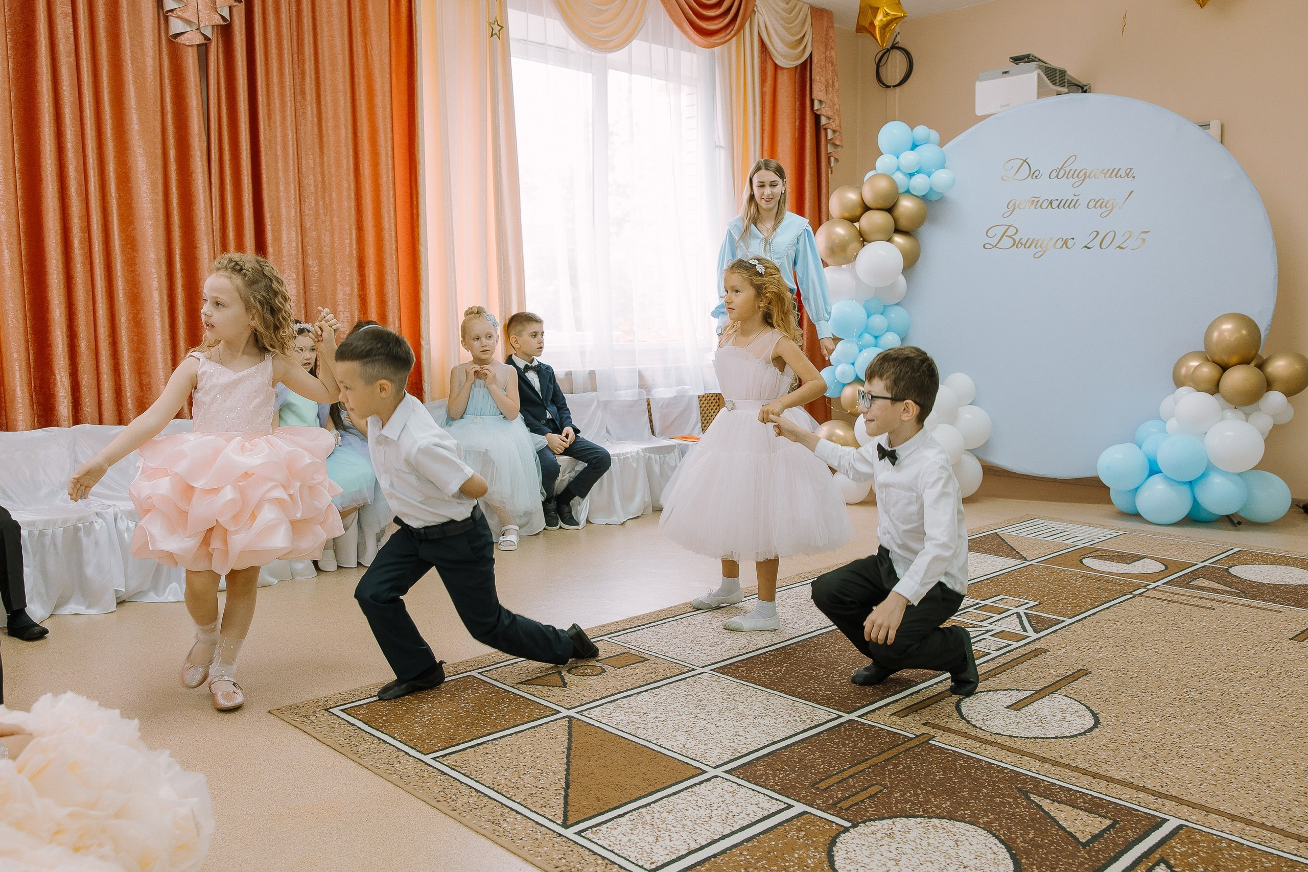 Выпускной в ДС -29. Выпускные альбомы Натальи Бутко: Новороссийск, Анапа, Геленджик