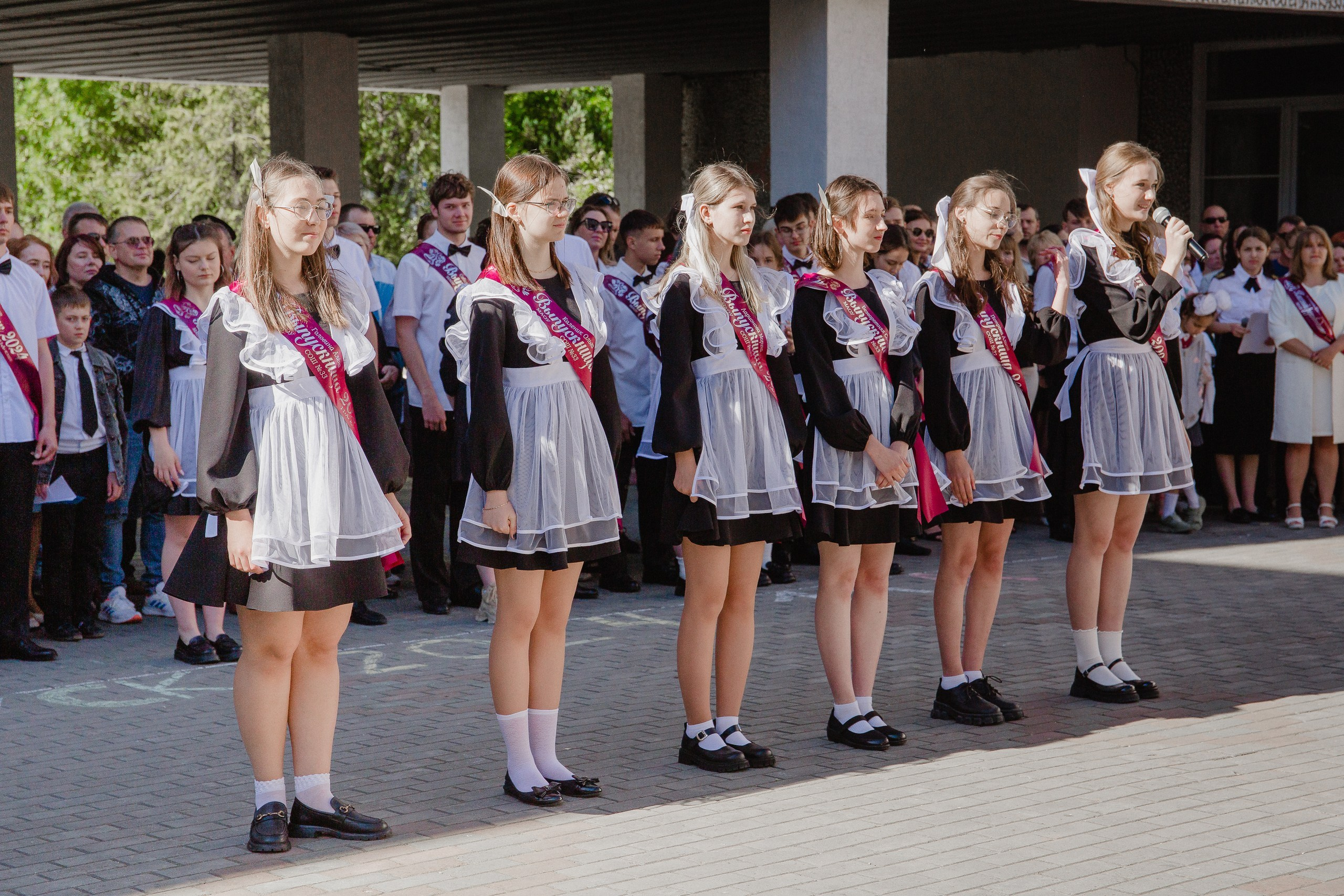 11 класс 33 школа. Выпускные альбомы Натальи Бутко: Новороссийск, Анапа, Геленджик