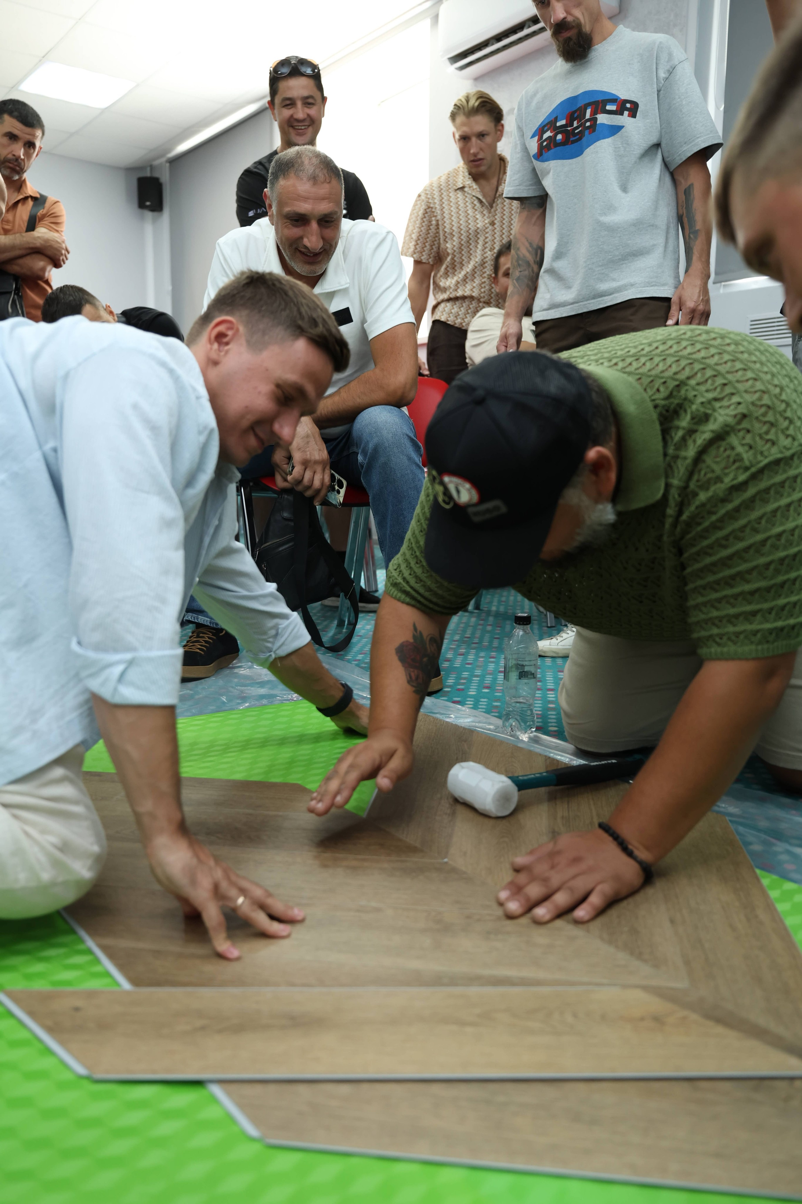 Damy Floor