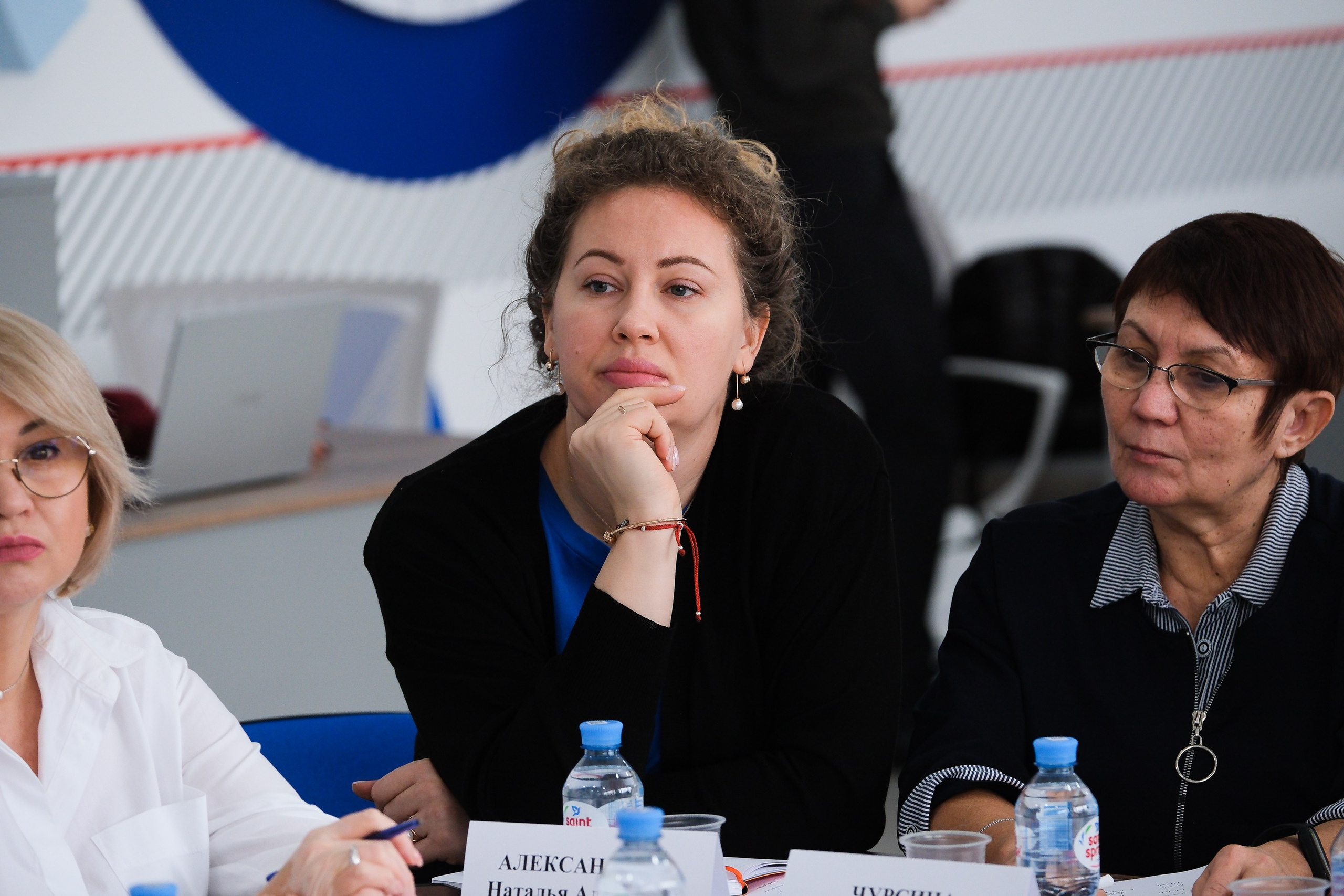 Совещание. Фотограф Анатолий Деникин