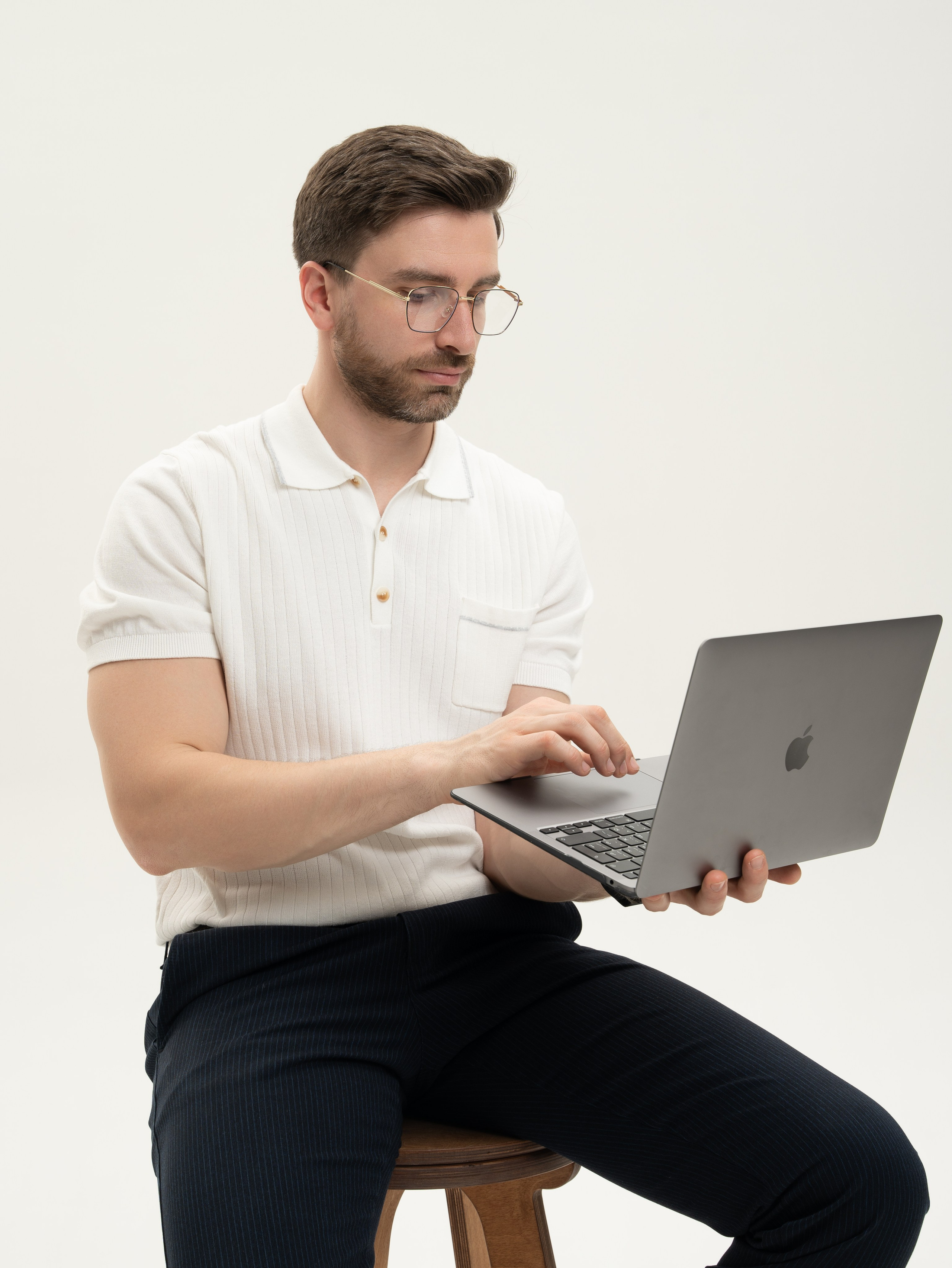 Модели. Индивидуальные, предметные и сборные съемки в Санкт-Петербурге Okhman.studio