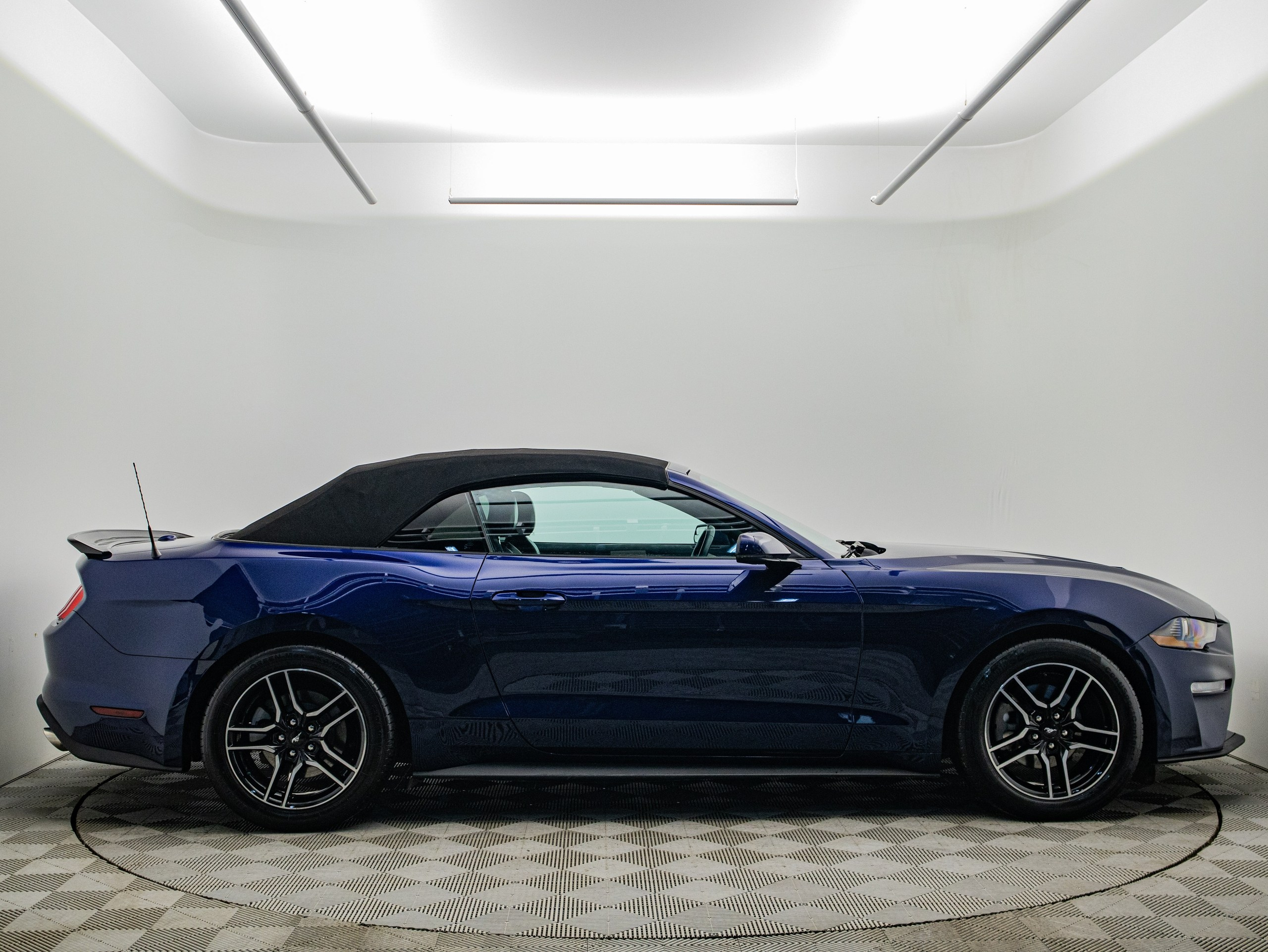 Съёмка автомобилей. Сайт о предметной, имиджевой и портретной фотографии, фотограф Фил Киреев