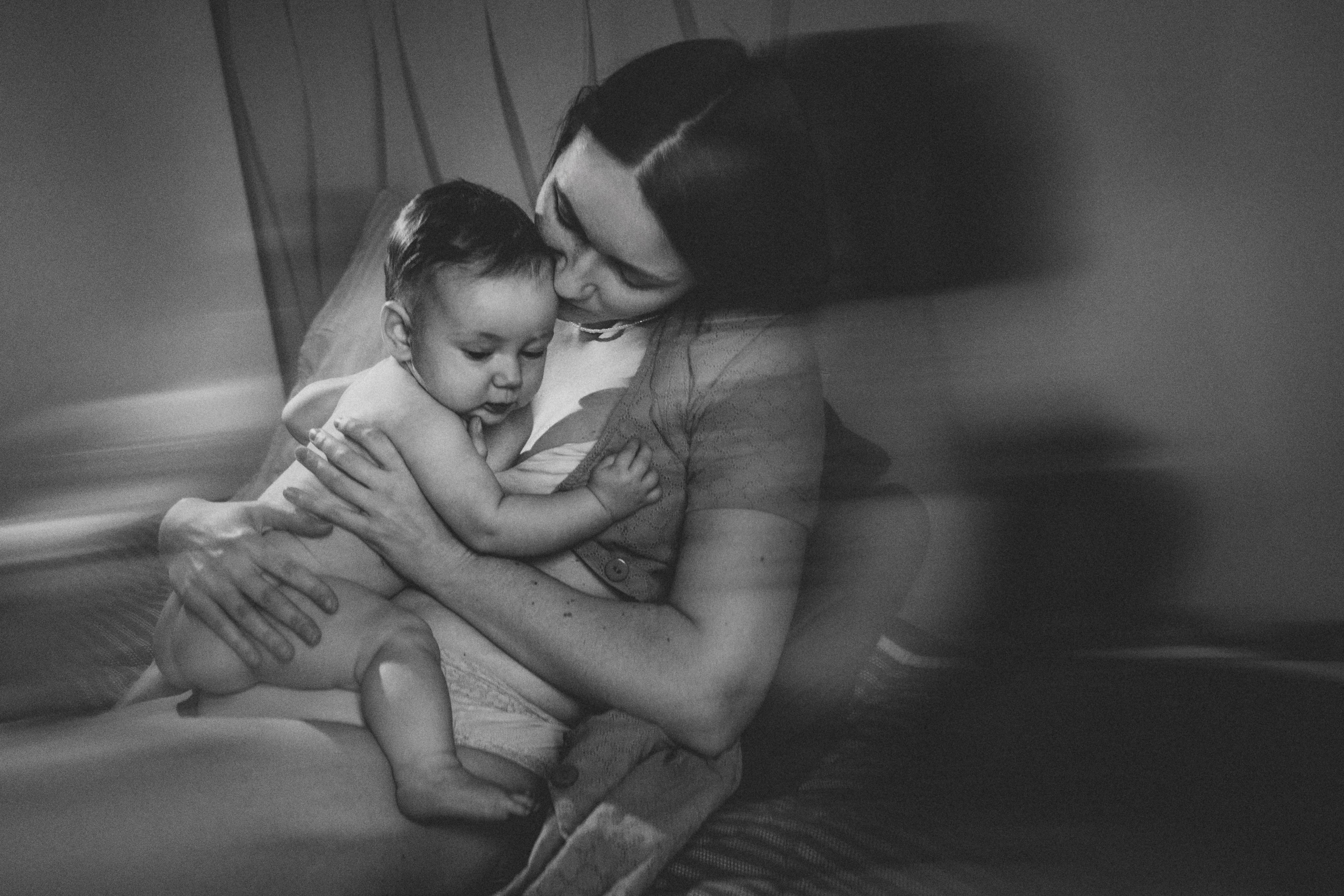 Домашняя фотосессия мамы и дочки. Детский, семейный и ньюборн фотограф в Москве Юлия Шуарт