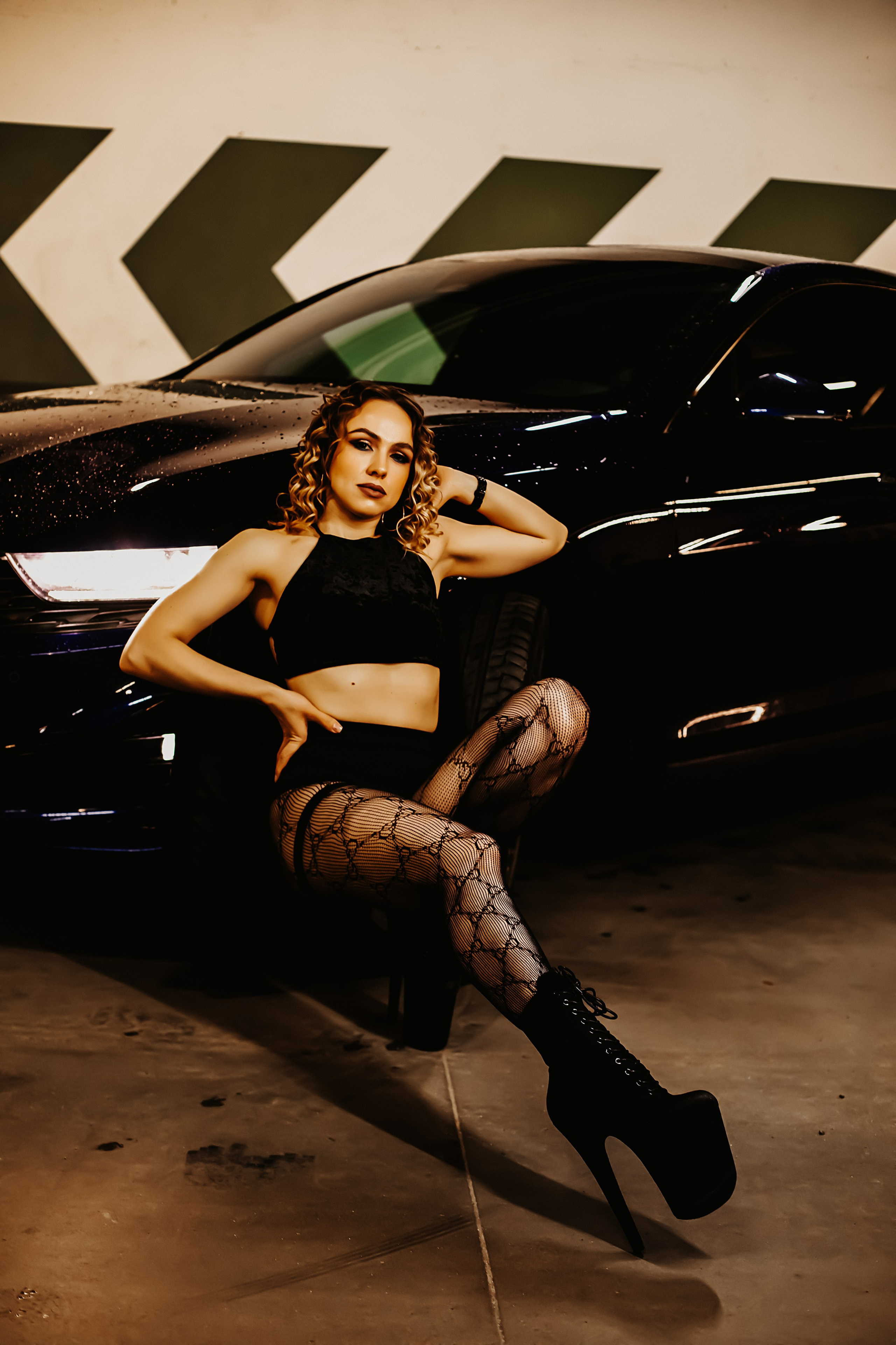 Фотосессия на парковке. Свадебный и семейный фотограф/видеограф в Краснодаре Наталья Осинская