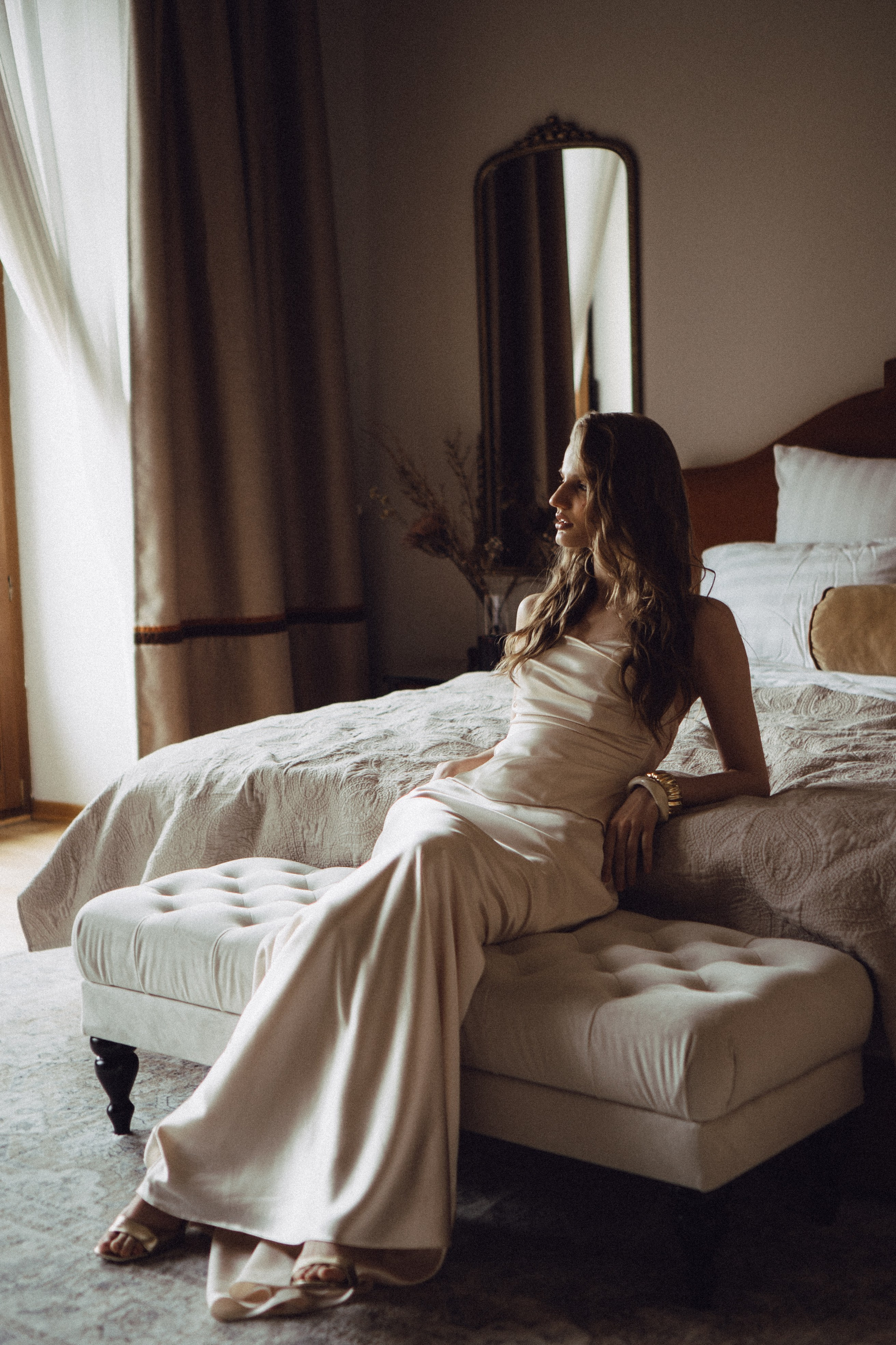 СВАДЕБНАЯ ФОТОСЕСИИИЯ ПАРЫ В УЮТНОЙ АТМОСФЕРНОЙ КВАРТИРЕ НА ФОНТАНКЕ. Профессиональный фотограф, Санкт-Петербург — Виктория Богомолова