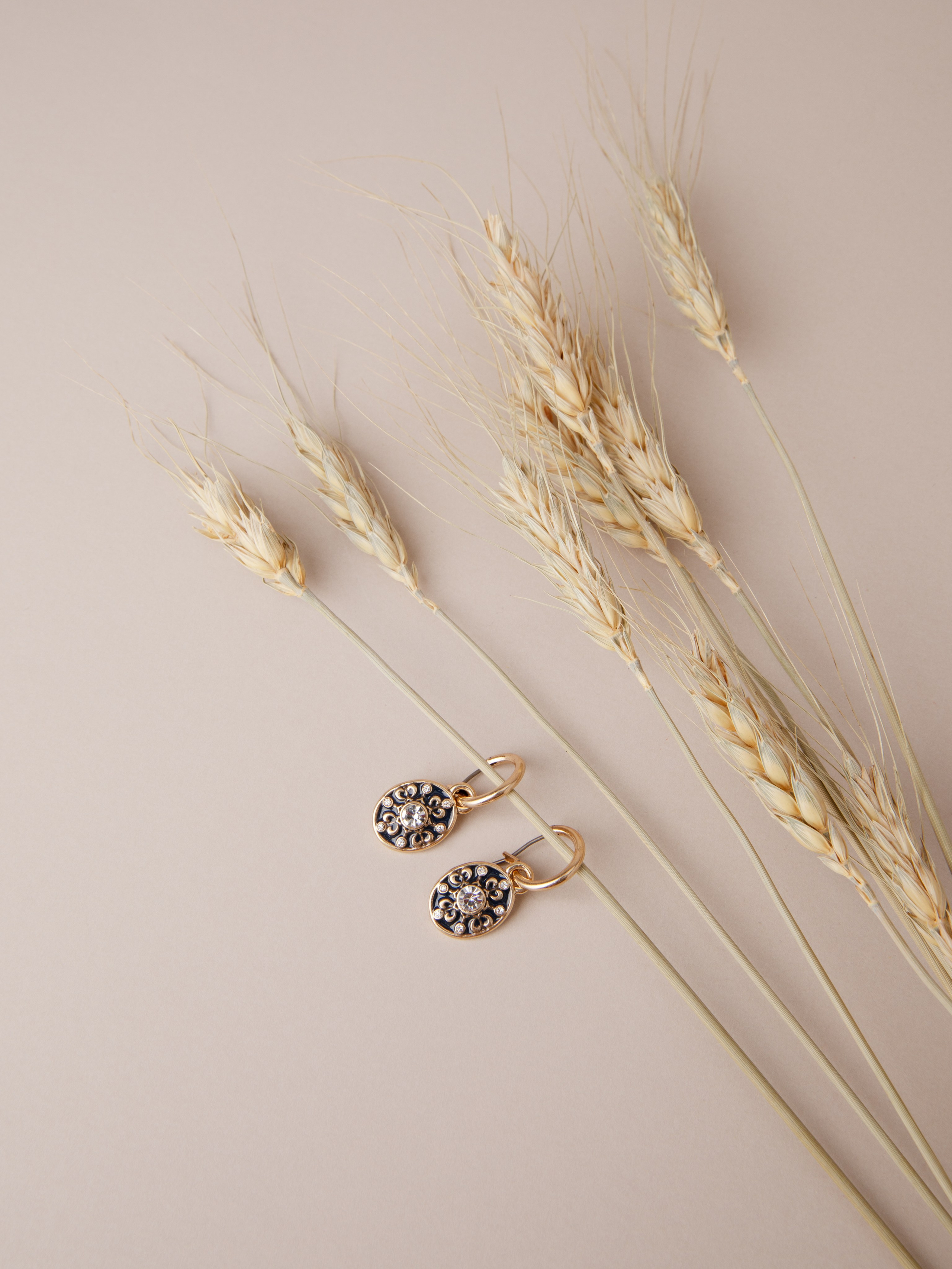 Украшения. Фотостудия предметной и модельной съёмки для маркетплейсов