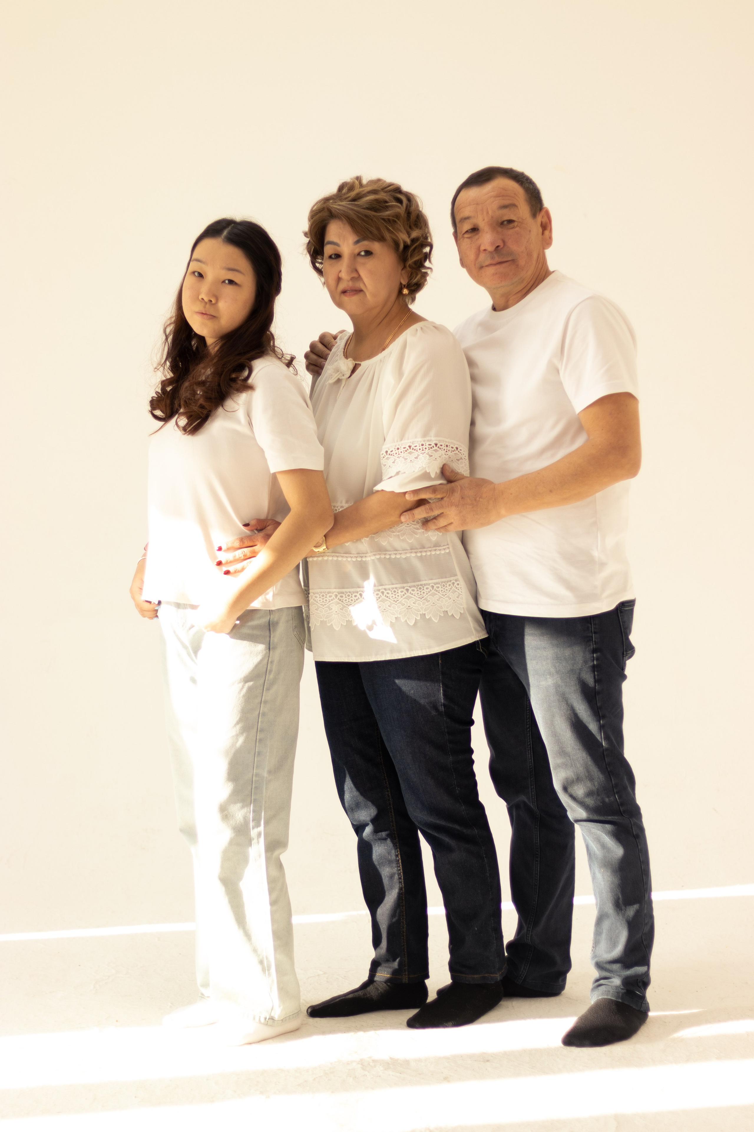 Студийная фотосессия. Фотограф в Астане, индивидуальная, семейная, домашняя фотосессия