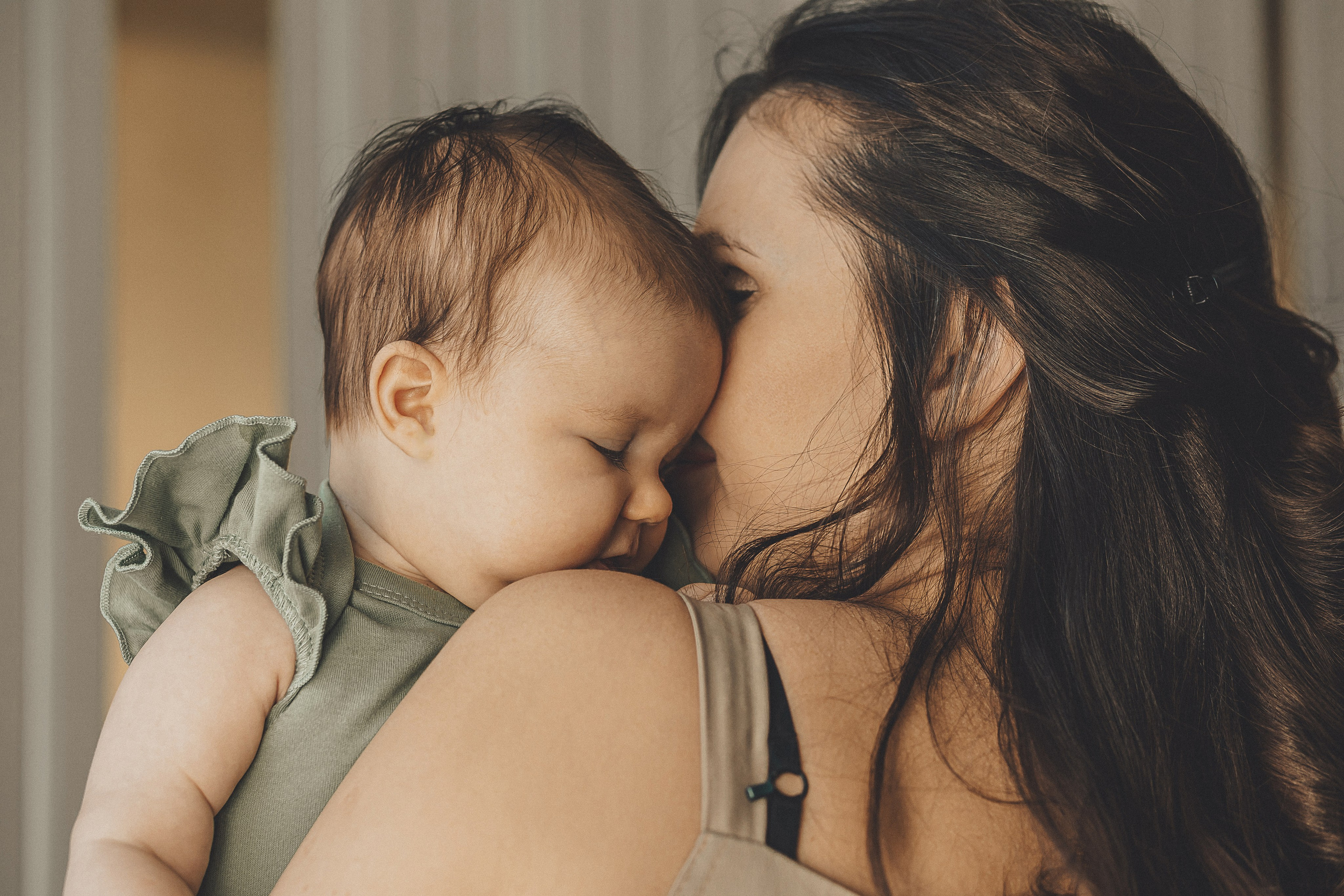 Съемка новорожденных малышей в Москве. Семейный и женский фотограф в Москве Надежда Воробьева