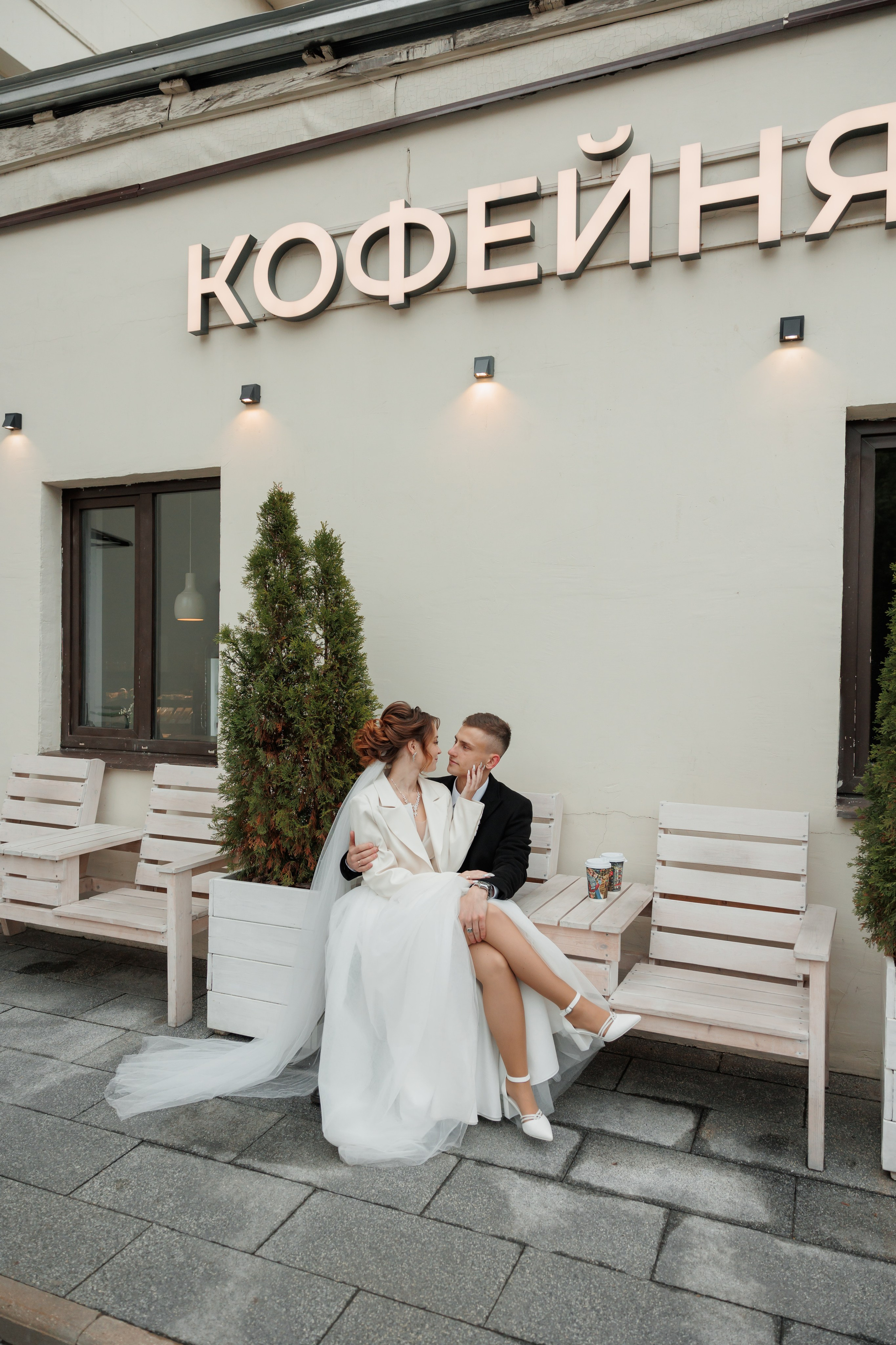 Константин и Дарья, ЗАГС ВДНХ, отель Soluxe, ресторан «Антик». Свадебный и репортажный фотограф (Москва, Королев и другие)