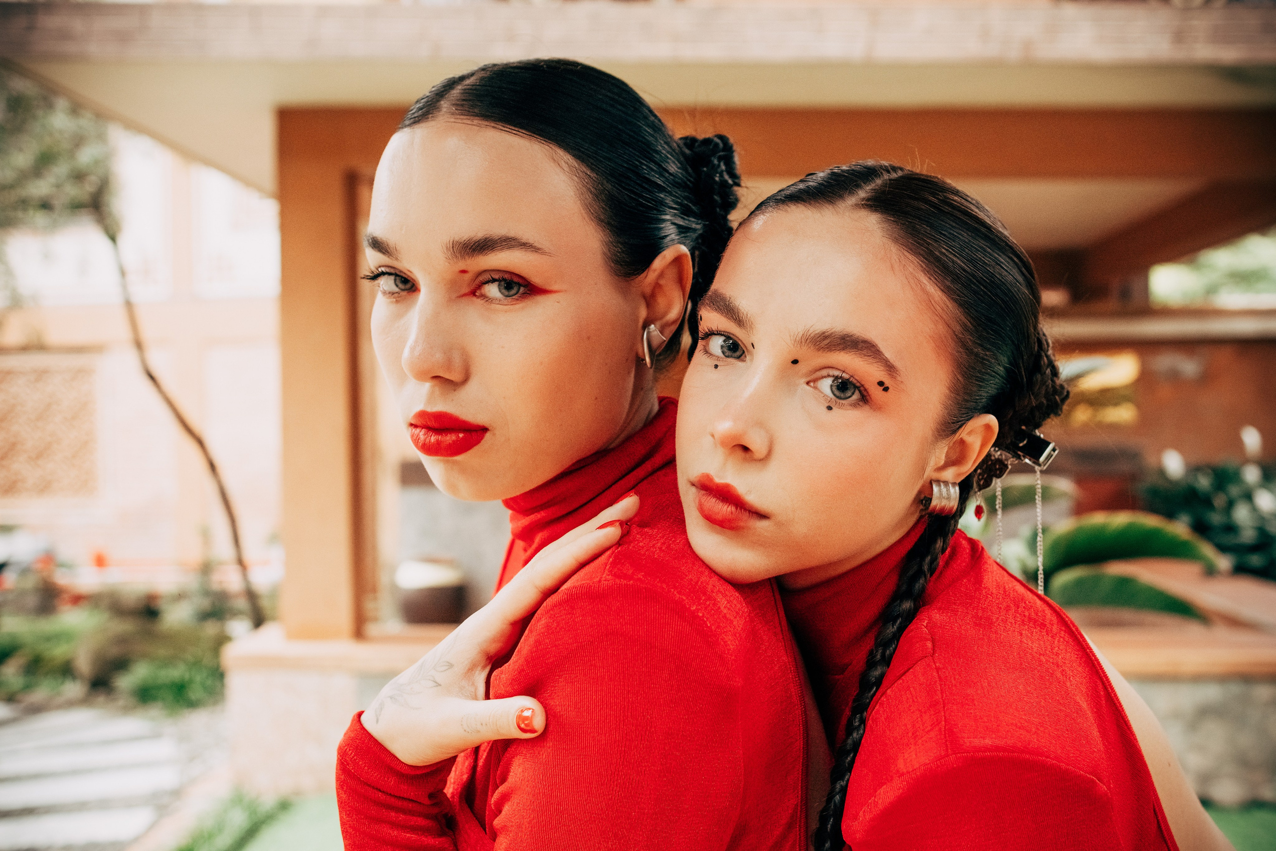 Валерия и Анна. Da nang Photographer Sergey Zelēnkin