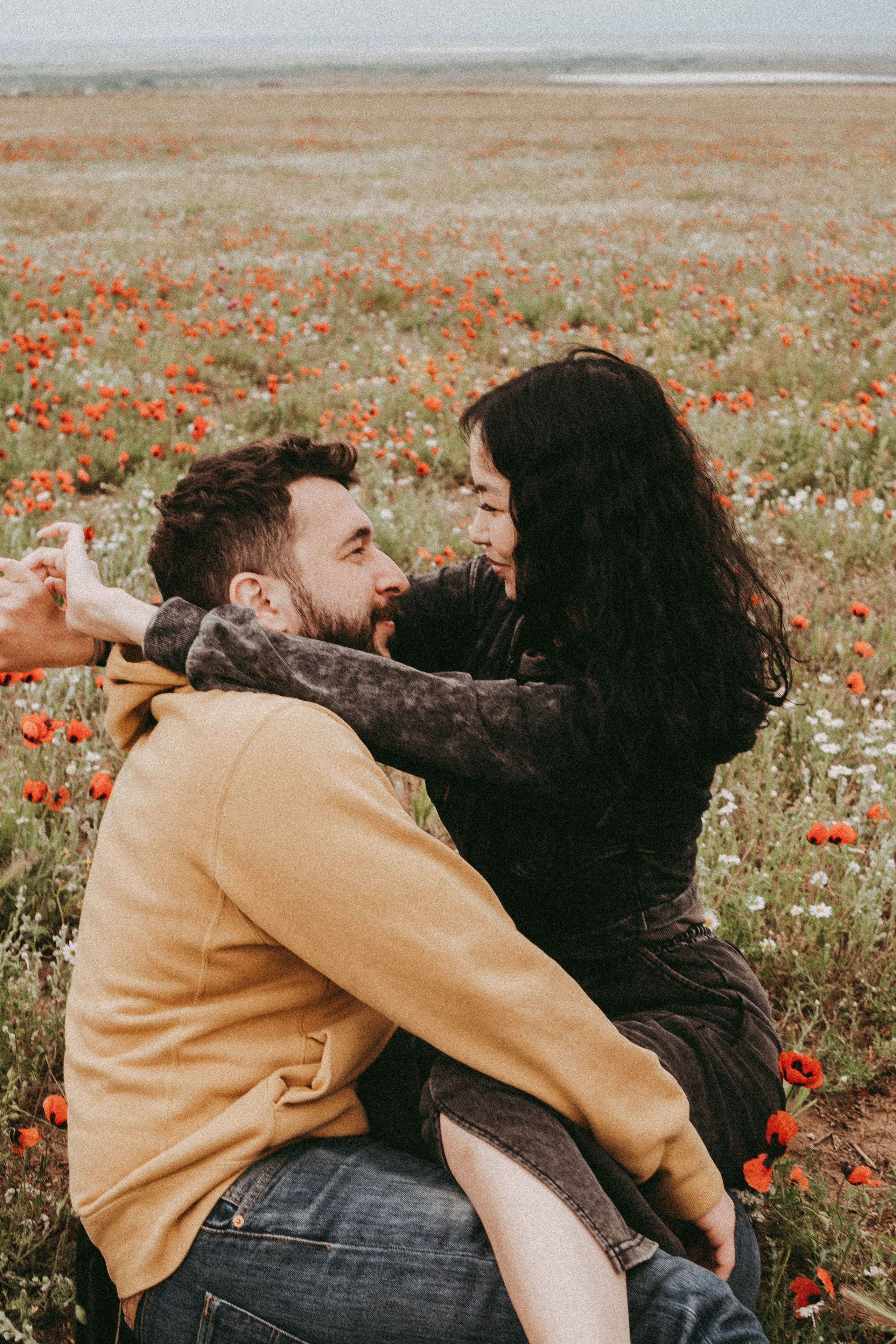 Любовь в маковом поле. Профессиональный фотограф, Санкт-Петербург — Виктория Богомолова