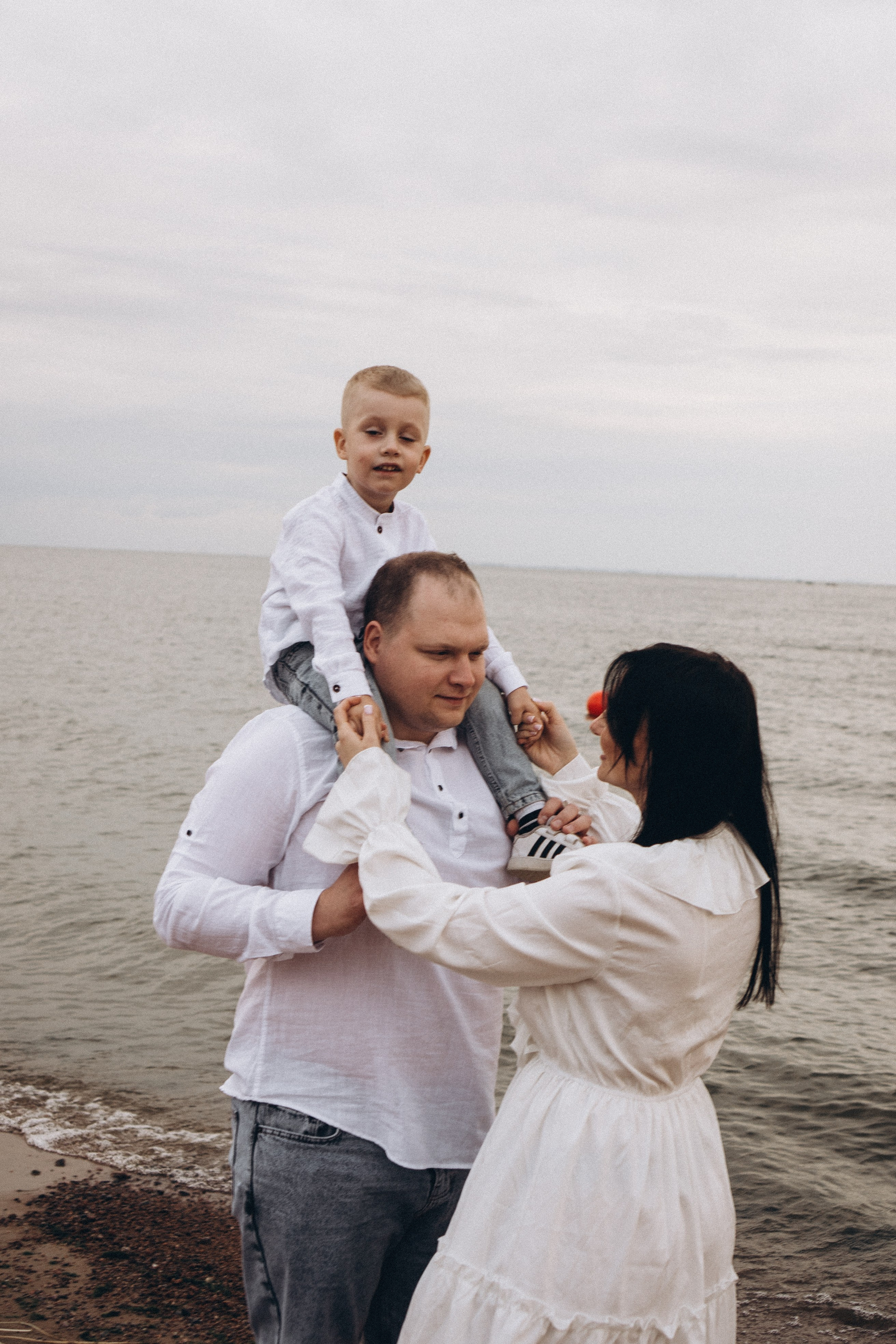 Семейная история на берегу залива. Профессиональный фотограф, Санкт-Петербург — Виктория Богомолова