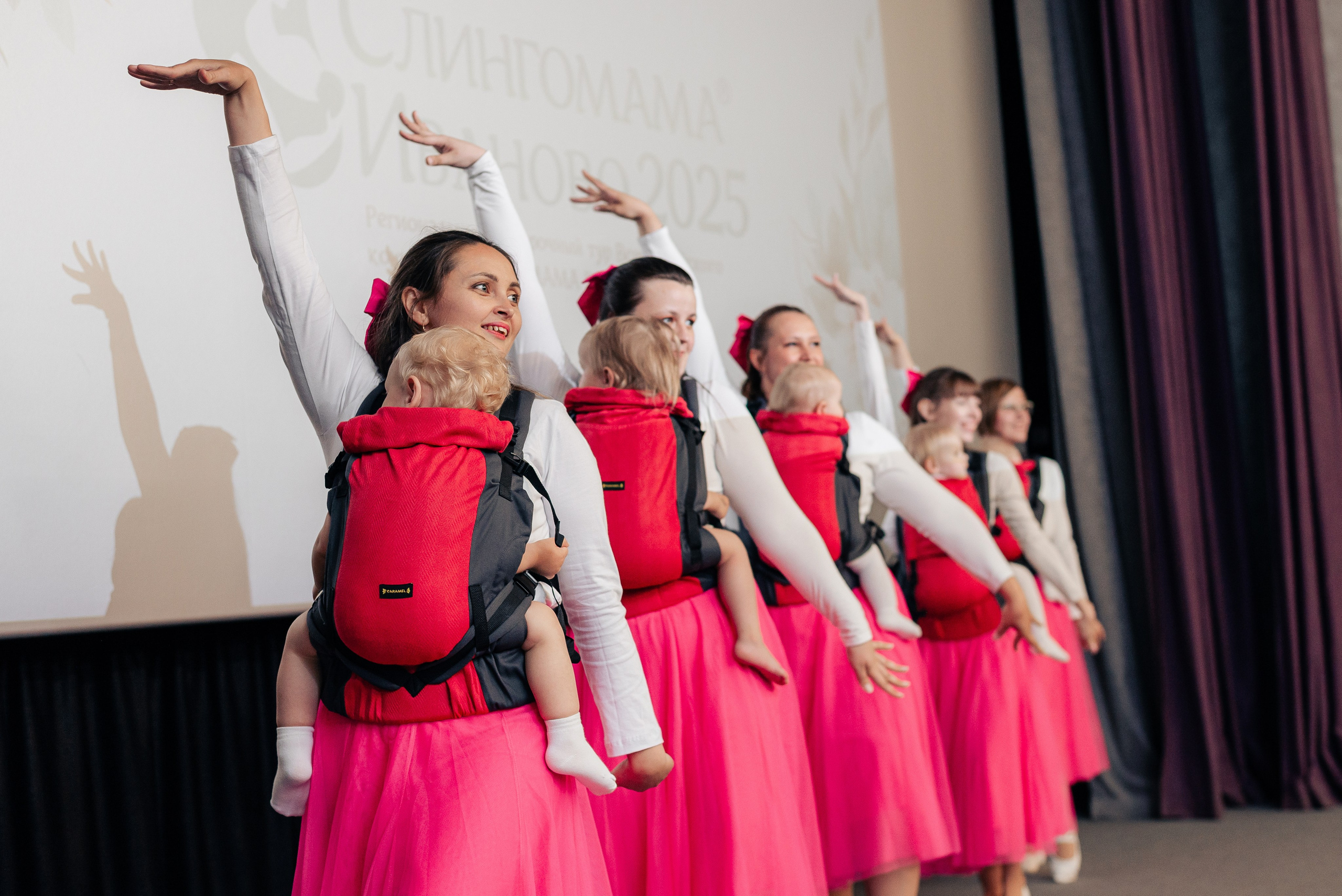 Слингомама Иваново 2025. Семейный и детский фотограф Иваново Ксения Азаренкова