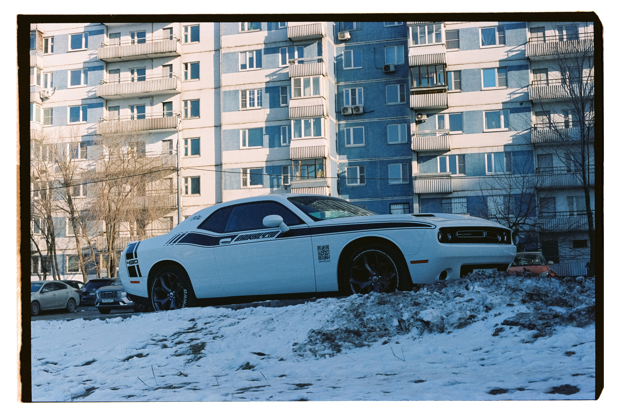 CARS. ANNA — PHOTOGRAPHER