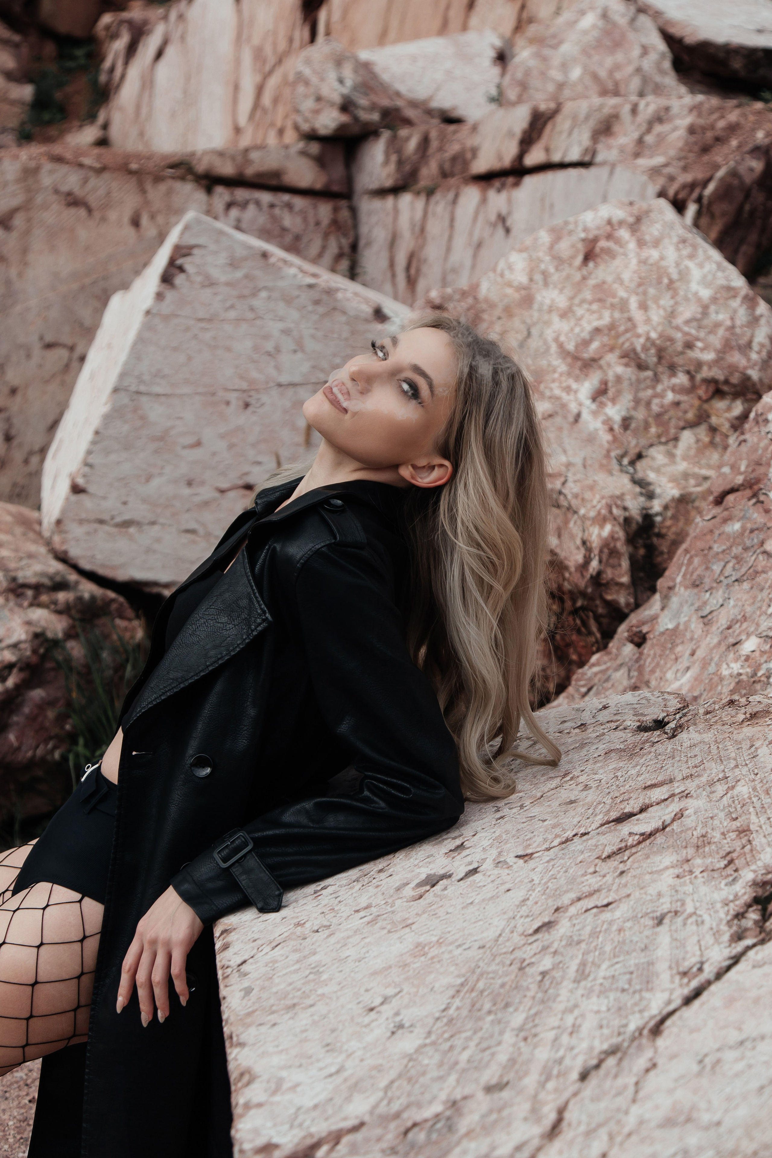 ФОТОСЕССИЯ КО ДНЮ РОЖДЕНИЯ НА МРАМОРНОМ КАРЬЕРЕ. Фотограф в Киселёвске Татьяна Трухалева