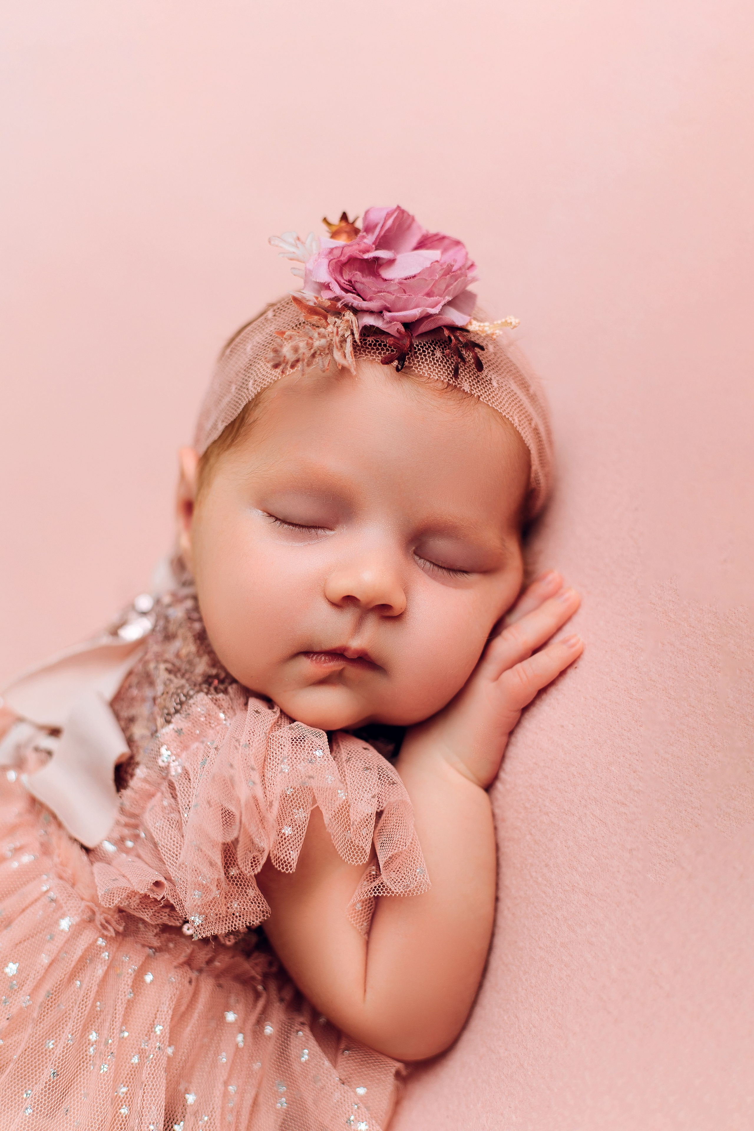 Новорожденные малыши. Фотограф беременных и новорожденных Егармина Валентина