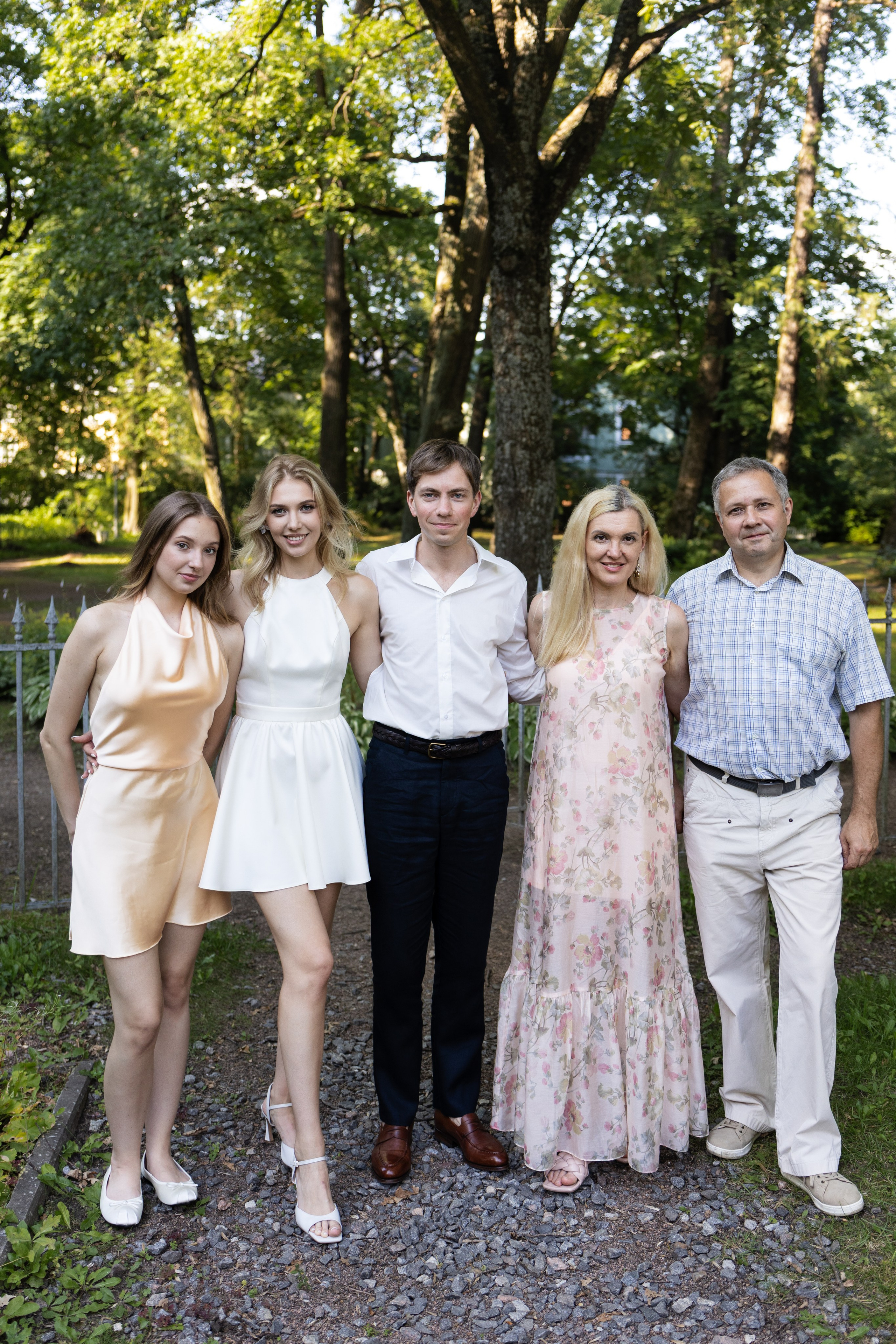 Большая семейная фотосессия. Фотограф Артем Бросов в Санкт-Петербурге и Дубае