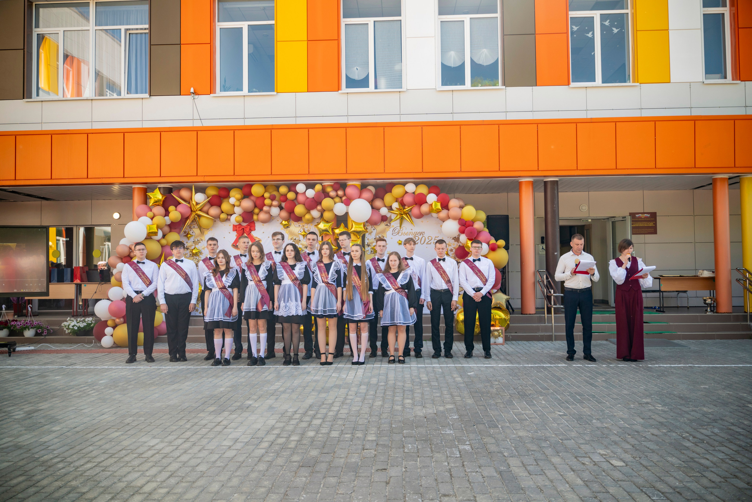 Последний звонок 11 класс. Фотограф самых запоминающихся моментов Вашей жизни