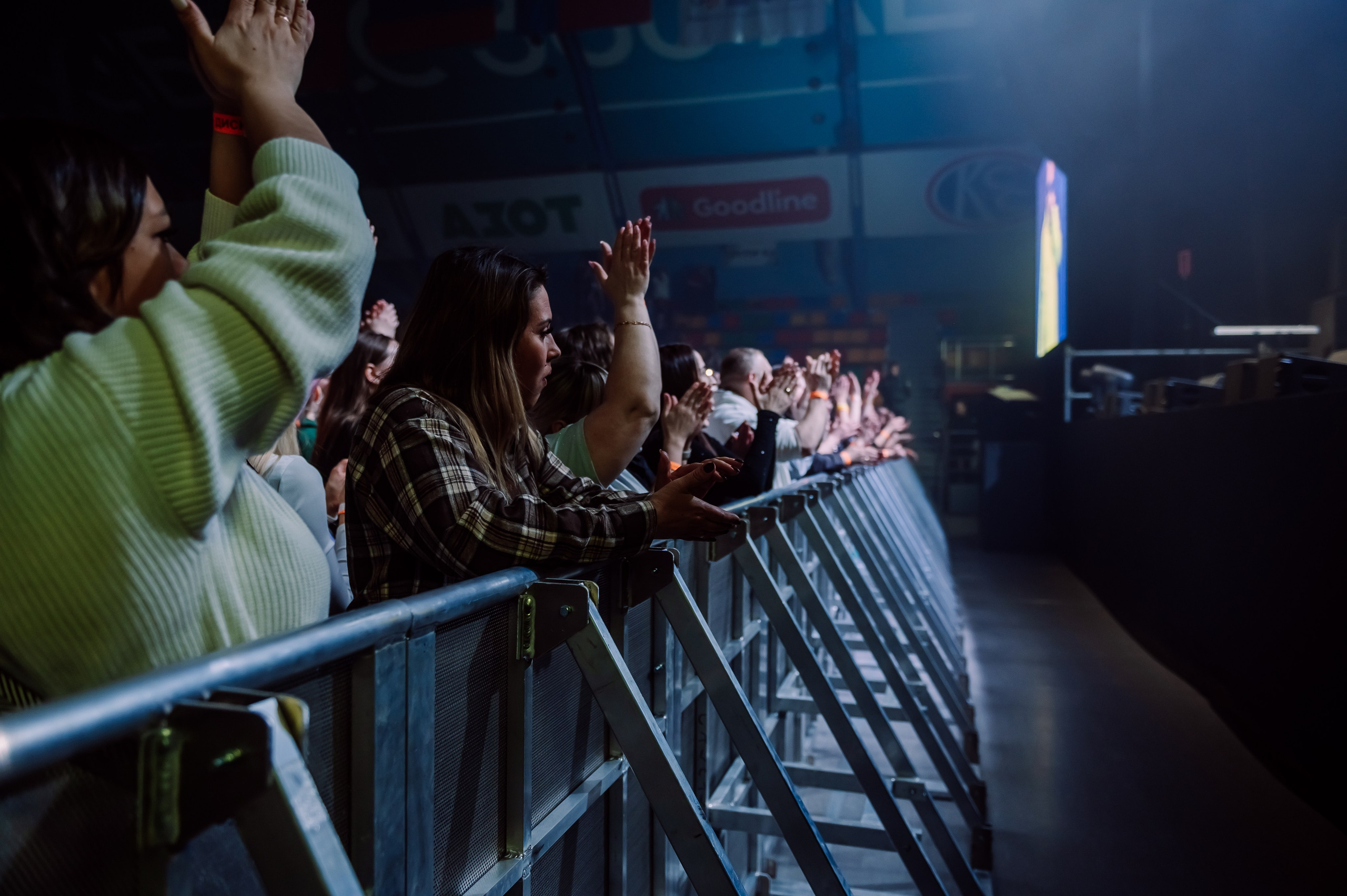 Дискач 90-х в Кемерово, СРК Арена. Детский фотограф, семейный фотограф и репортажи в Кемерово