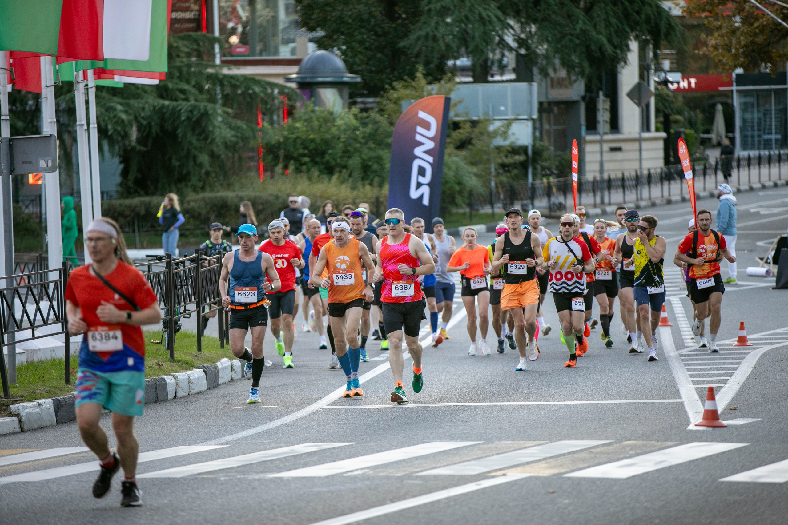 Сочи Марафон по бегу — 2025.11.03. Фотограф из Сочи Регина Труфанова