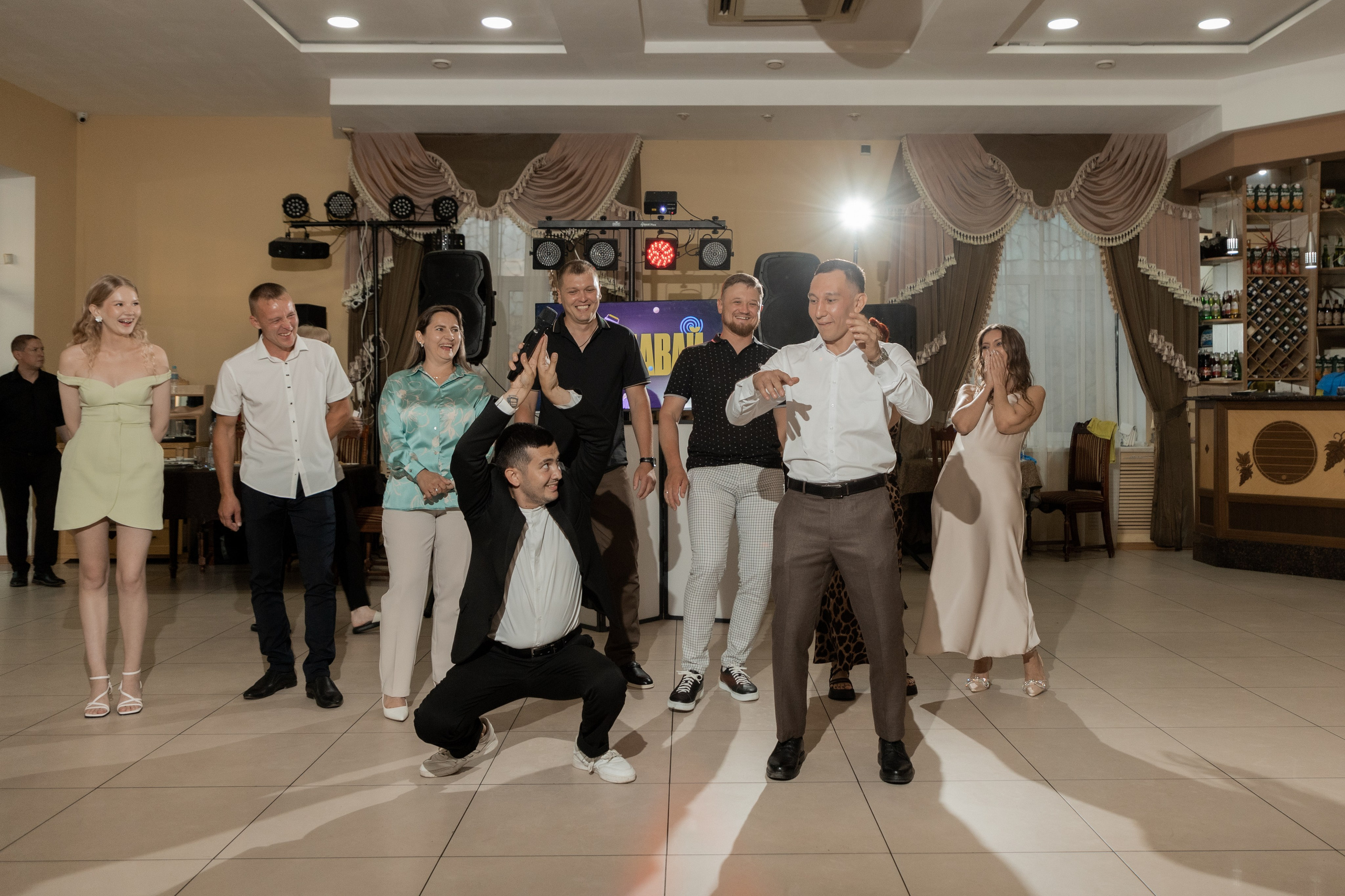 Роман и Александра (банкет). Свадебный фотограф Ангелина Сунгатулина | Саратов | Балаково | Вольск