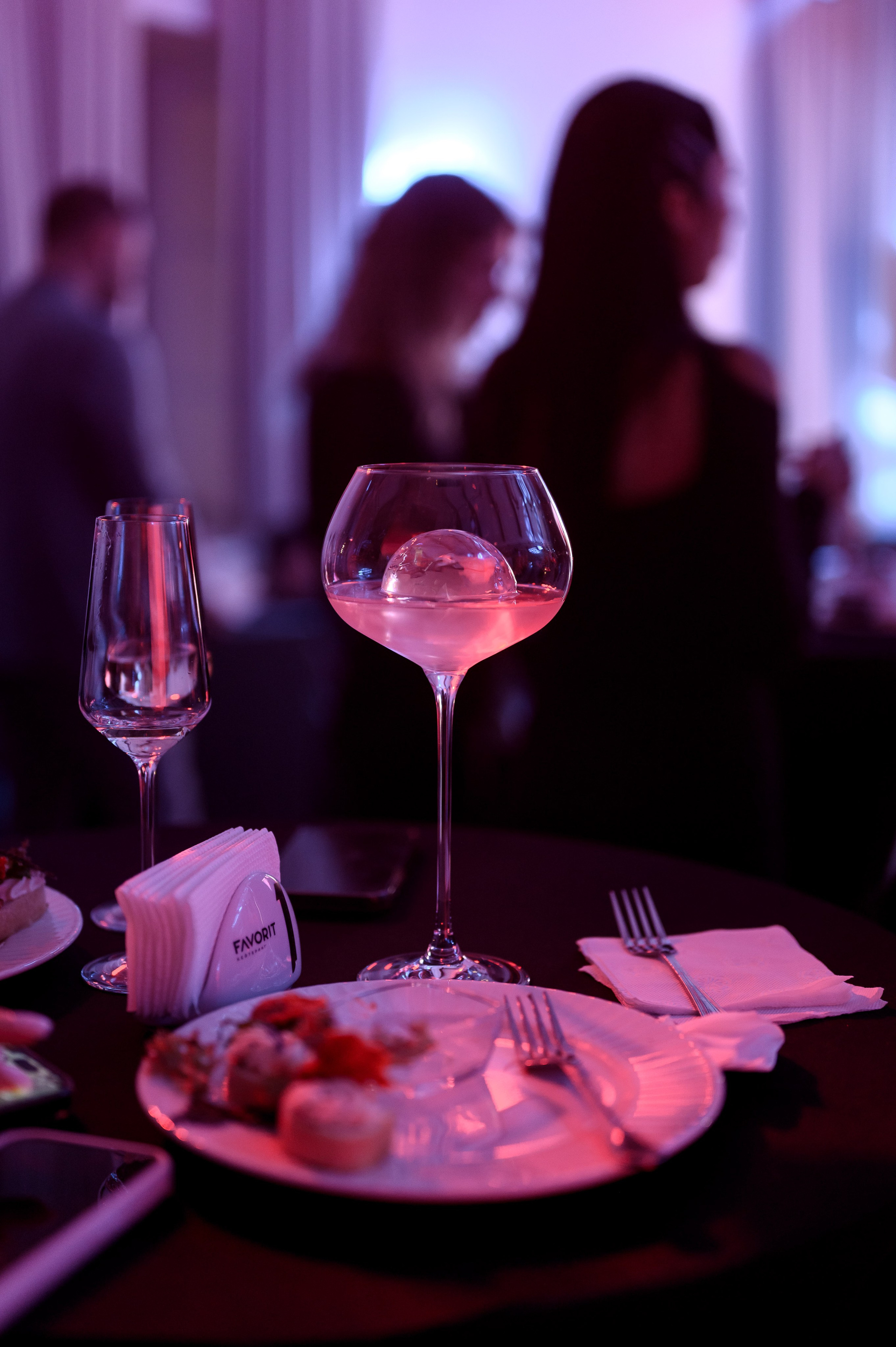 ЖЕСТОКИЕ ИГРЫ Евгении Яблоковой. Свадебный фотограф Минск