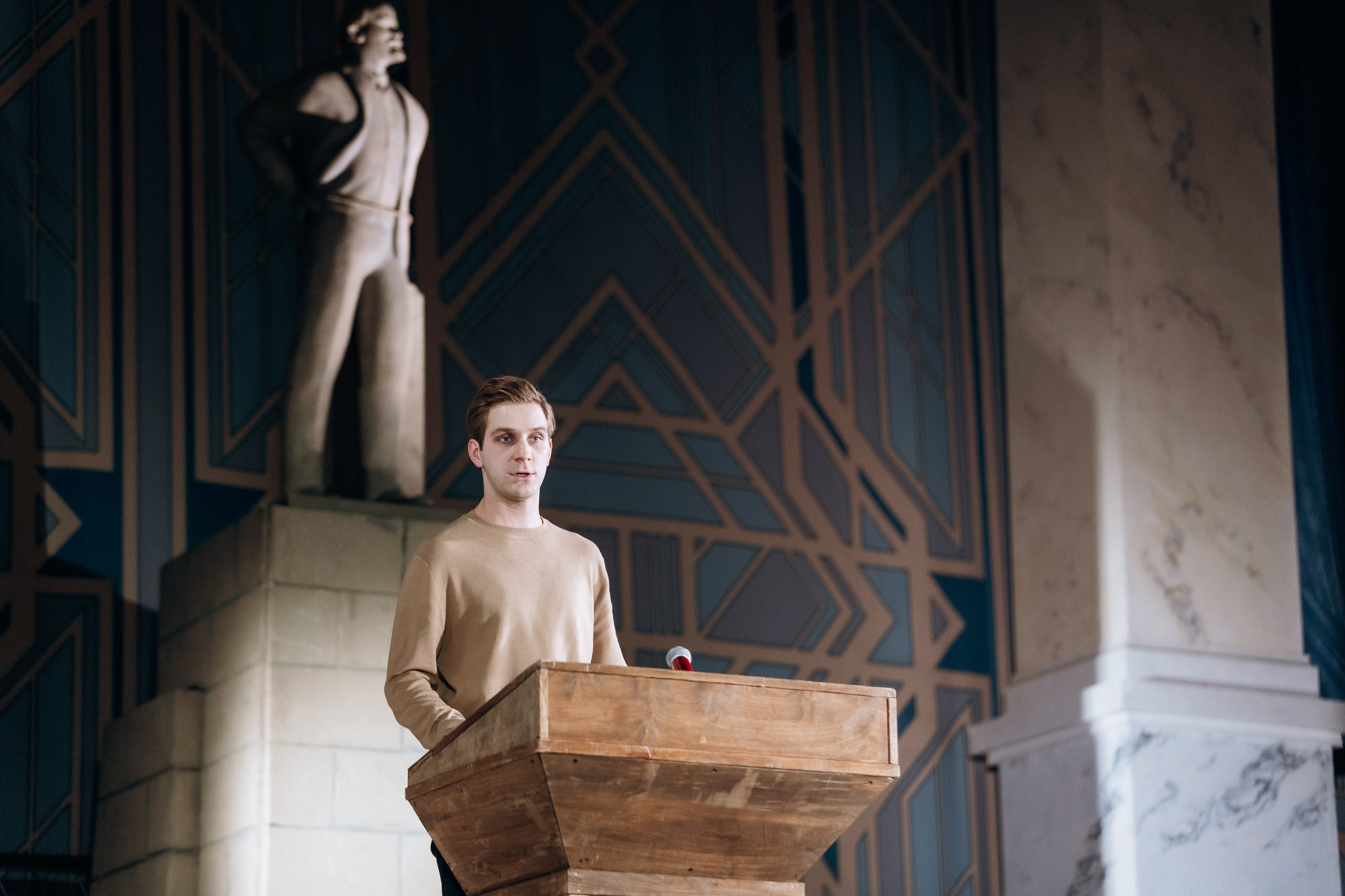 «Ленин из Ревды» в Балтийском доме. Фотограф Виктория Дунаевская в Санкт Петербурге