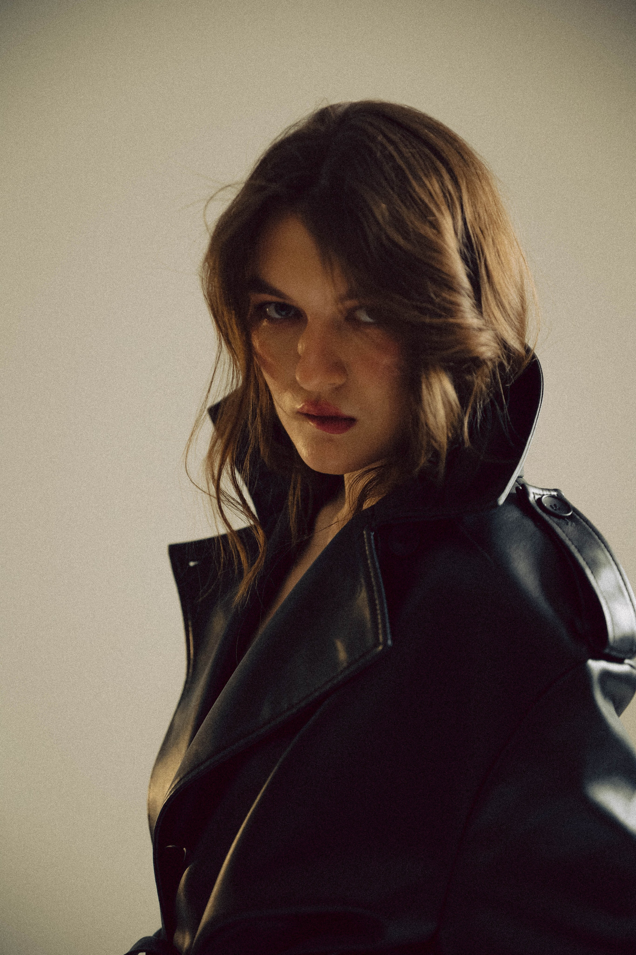 Юля. Мансарда. Photographer in Moscow & everywhere in the World Alena Vyalova