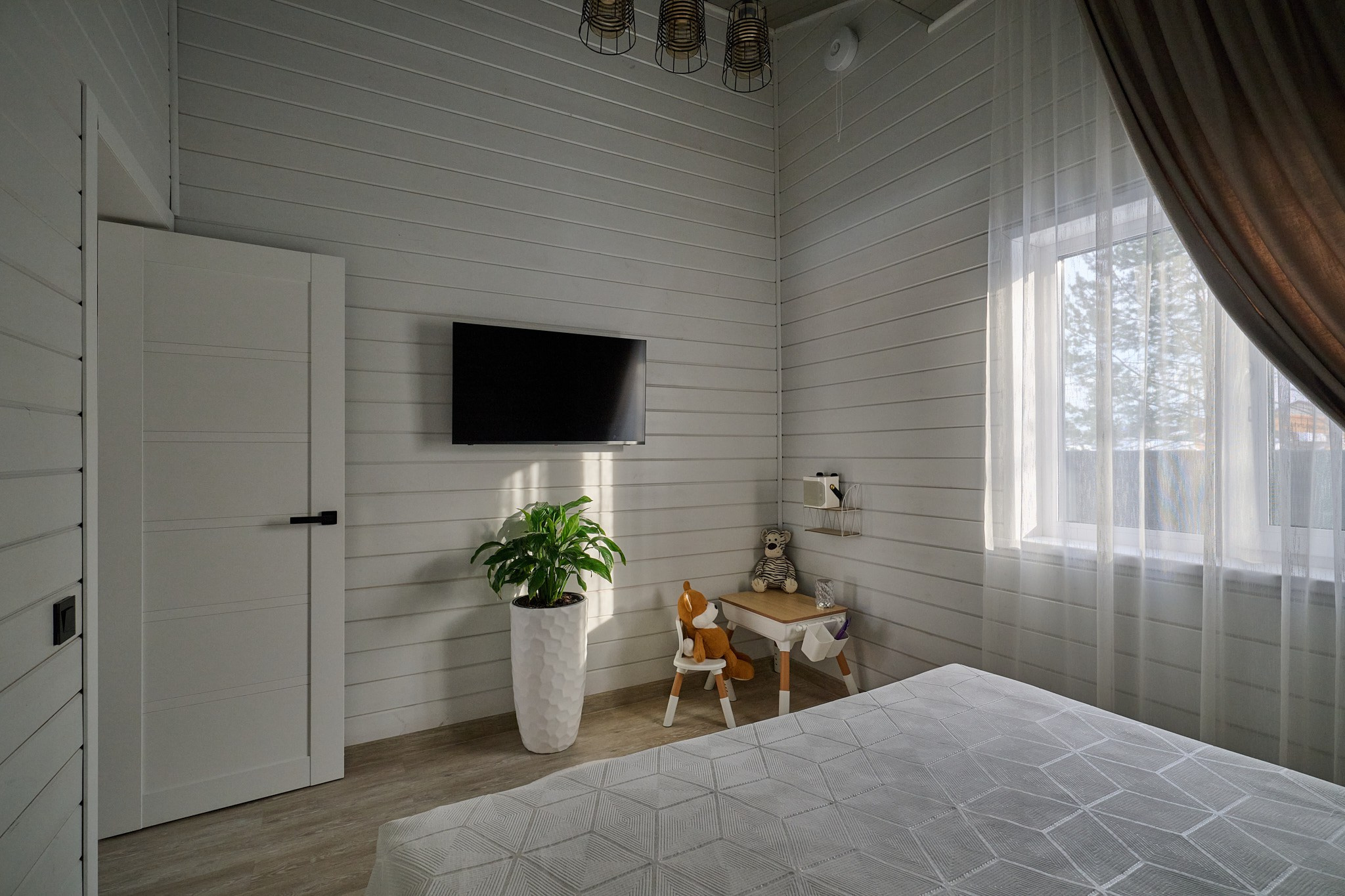 Интерьерная съемка в Сургуте. Студия по производству фото- и видео-контента «АППЕРТУРА»