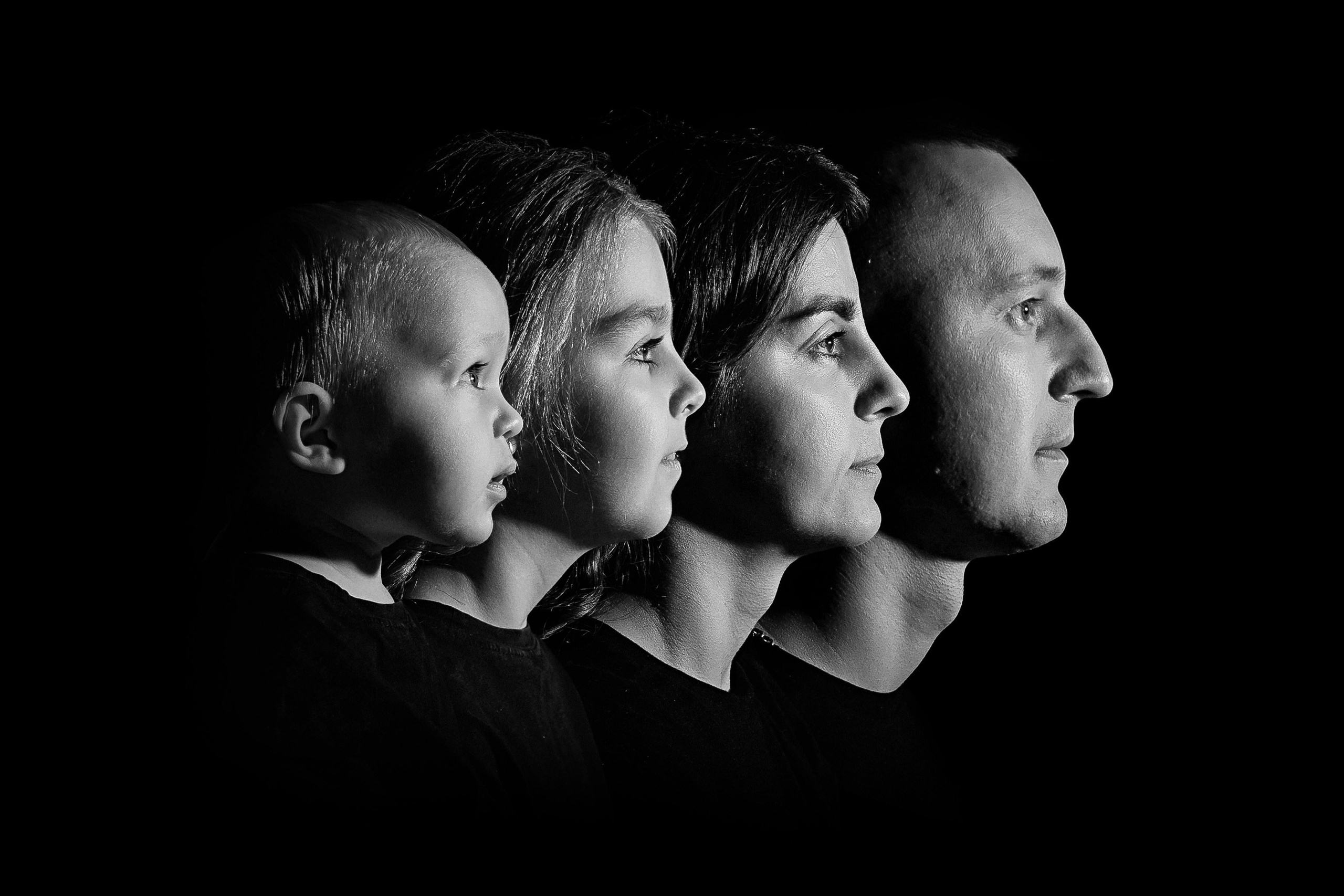 Профили. Семейный фотограф Тюмень, фотограф на роды Салмина Мария