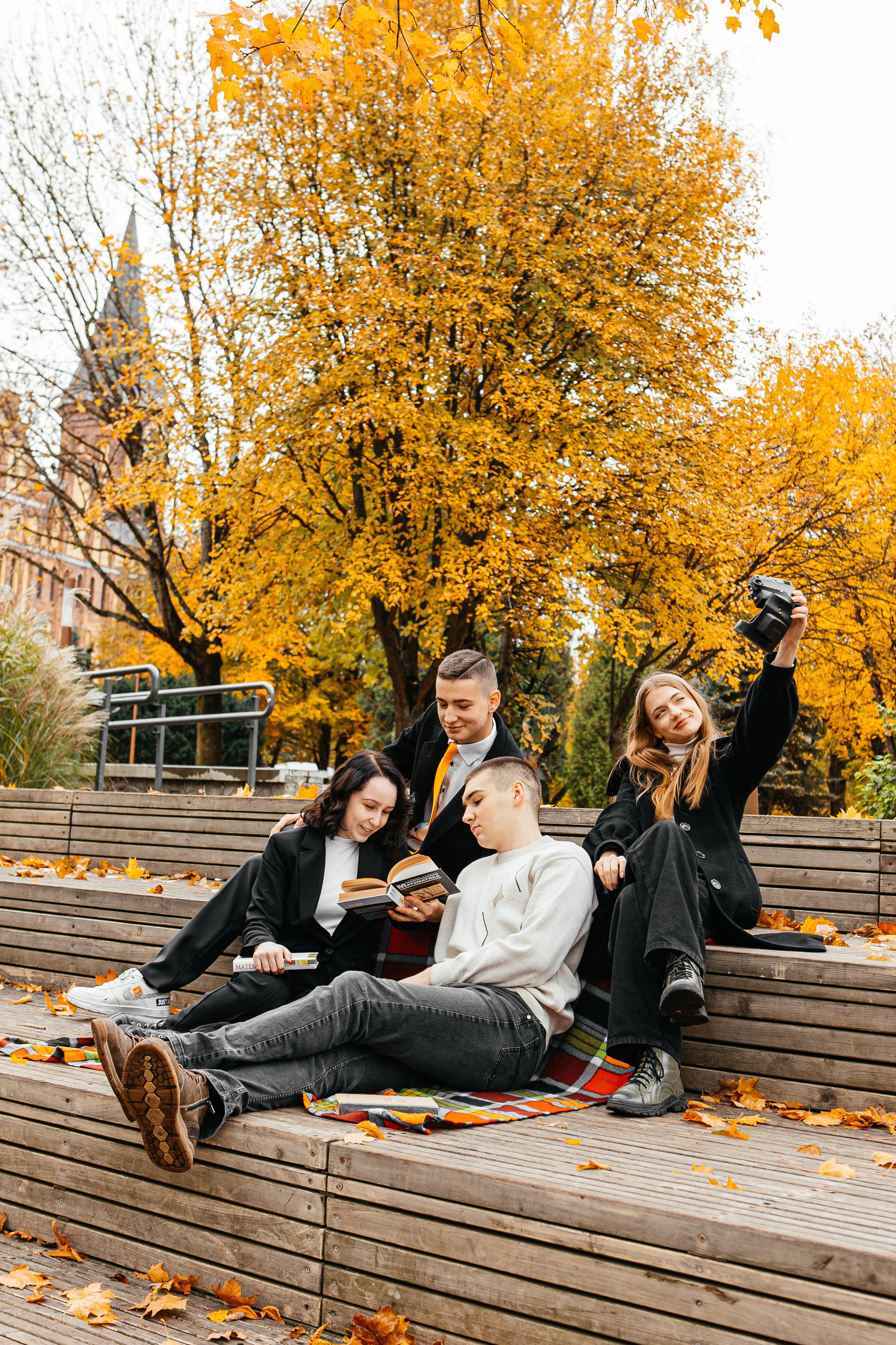 11 класс. LiveBook39 — студия выпускных альбомов Светланы Микишаниной в Калининграде