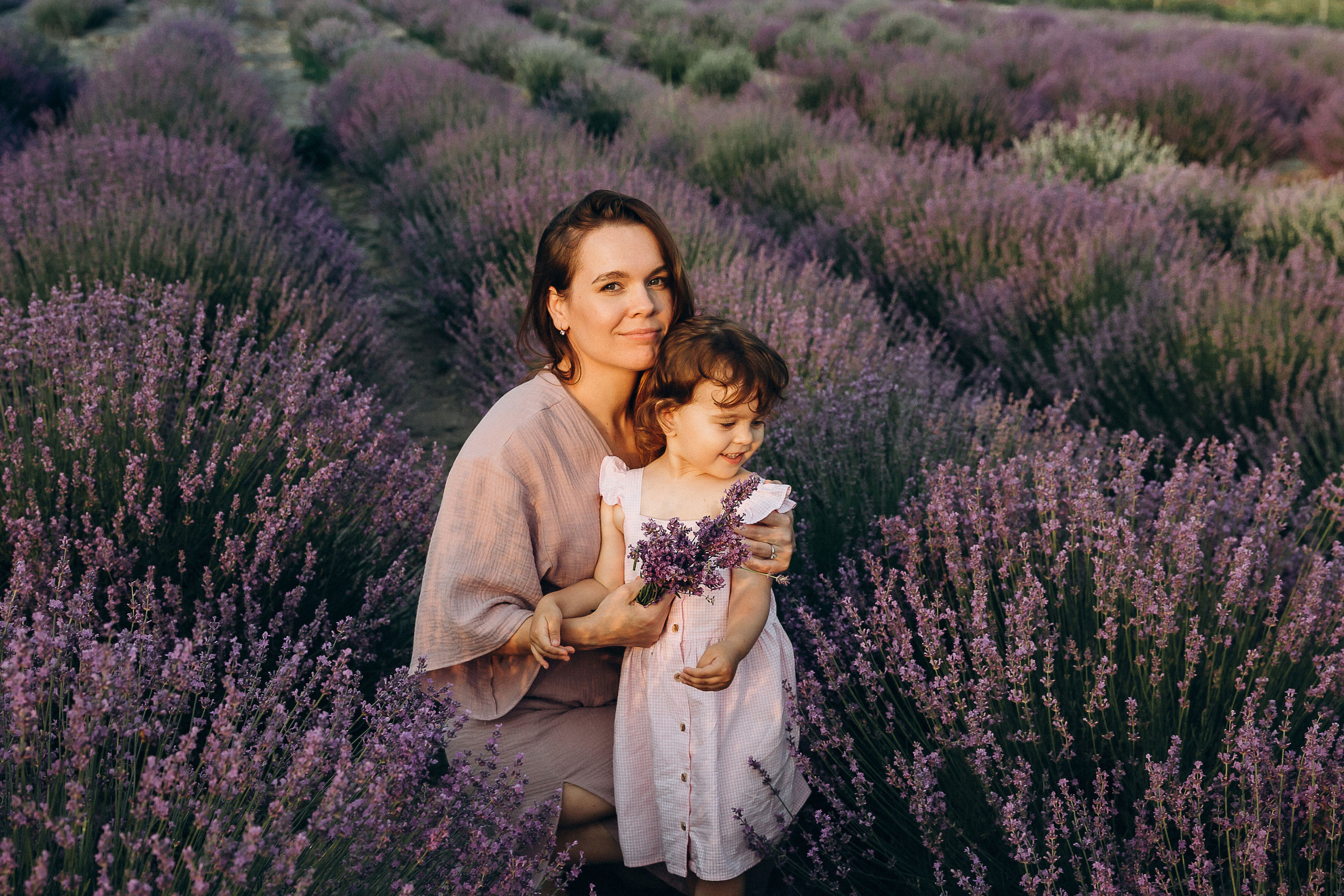 Кристина Каролина лаванда. Свадебный и семейный фотограф Анапа