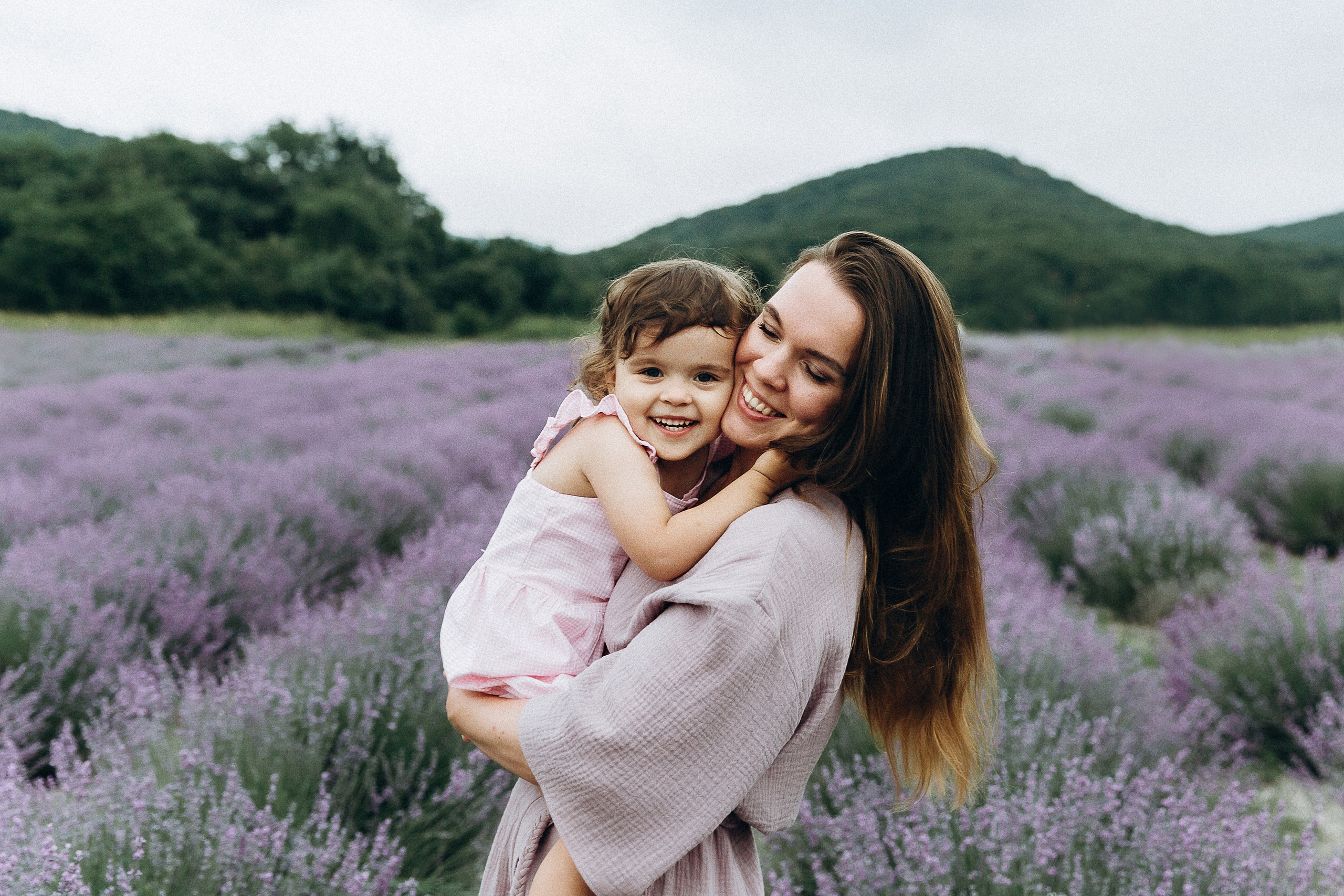 Кристина Каролина лаванда. Свадебный и семейный фотограф Анапа