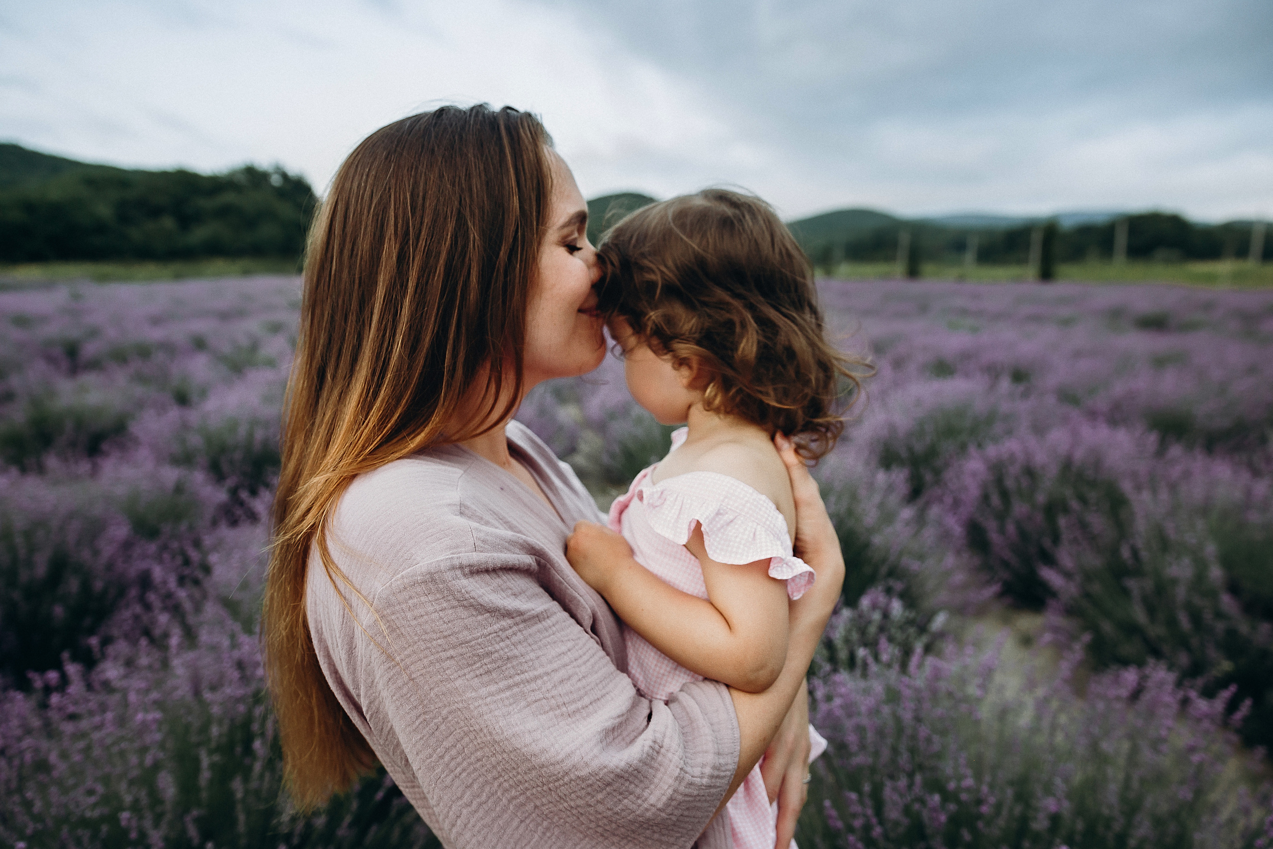 Кристина Каролина лаванда. Свадебный и семейный фотограф Анапа