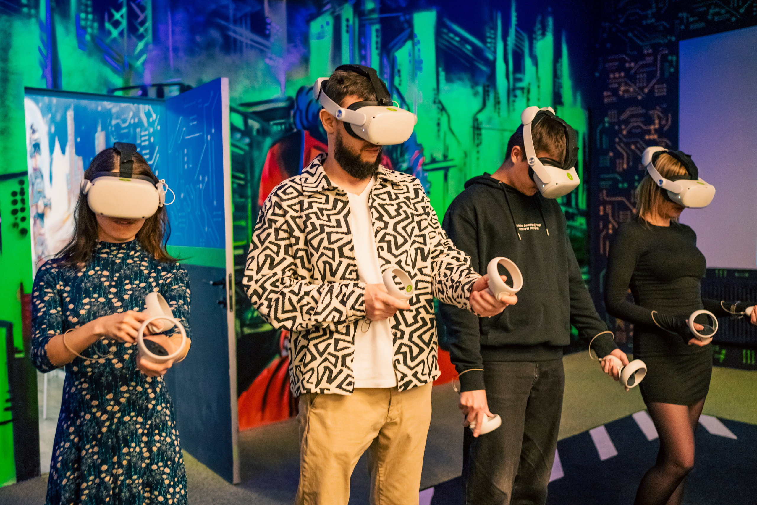 VR (November-December 2024). Felixtones