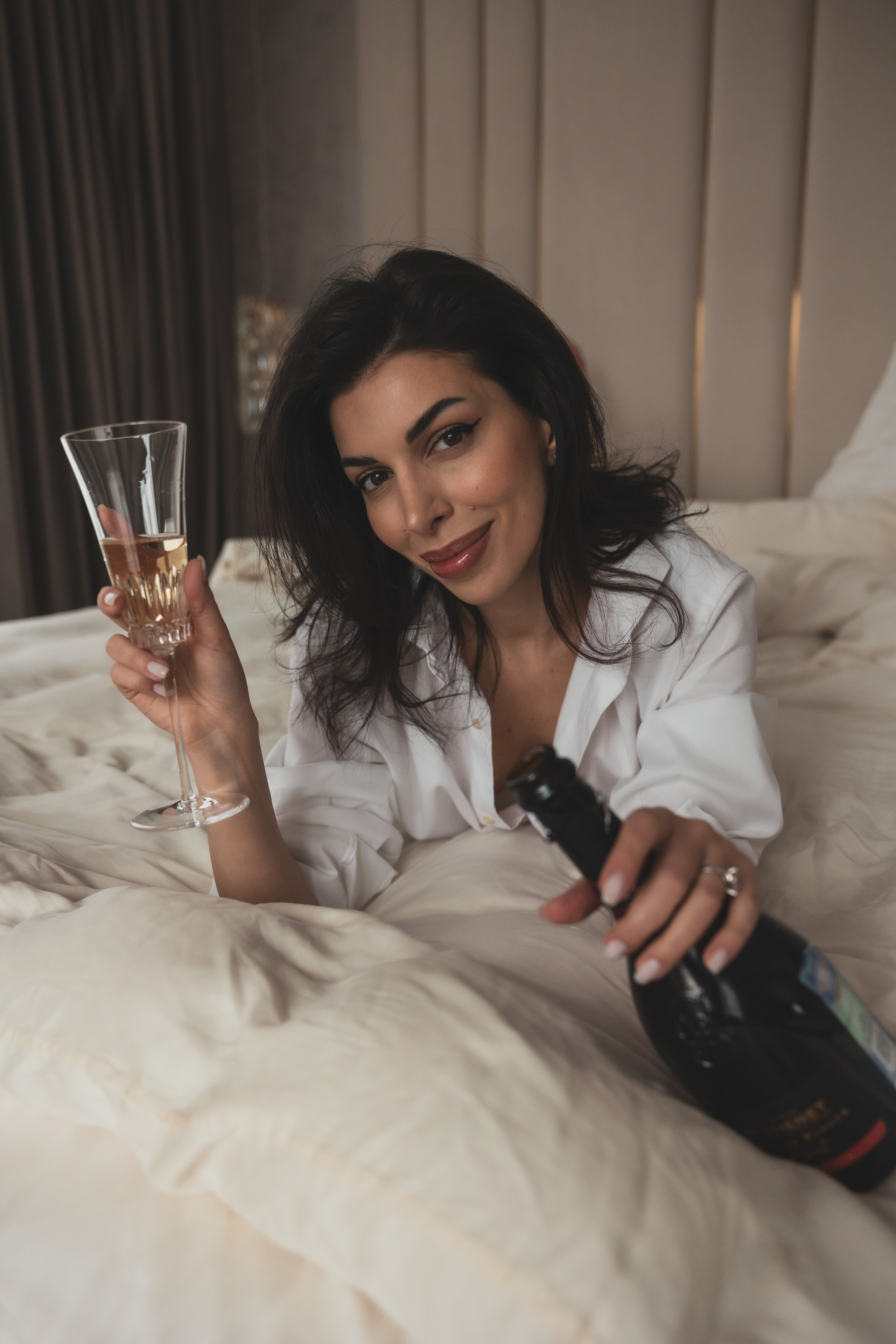 МАРИНА. Я фотограф из Москвы к Вашим услугам