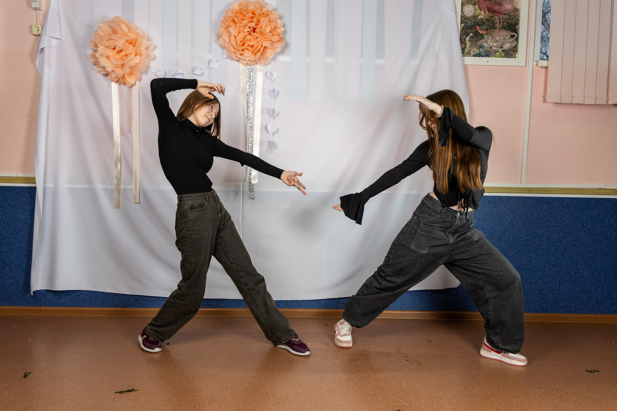 8 марта 2026. Поздравление ребят из 11 класса своих одноклассниц. Главная