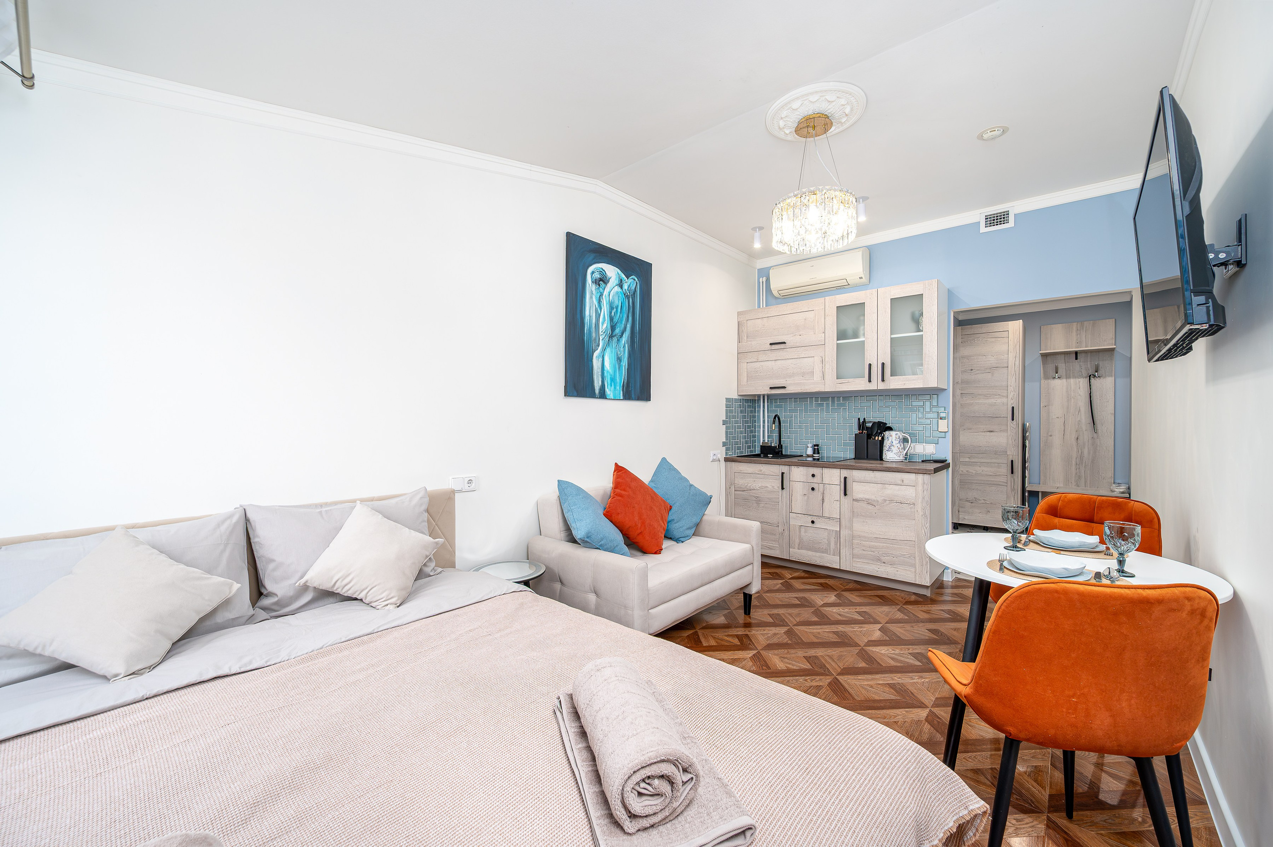 Студия под аренду. Интерьерный фотограф. Фото- видеосъемка недвижимости Санкт-Петербург