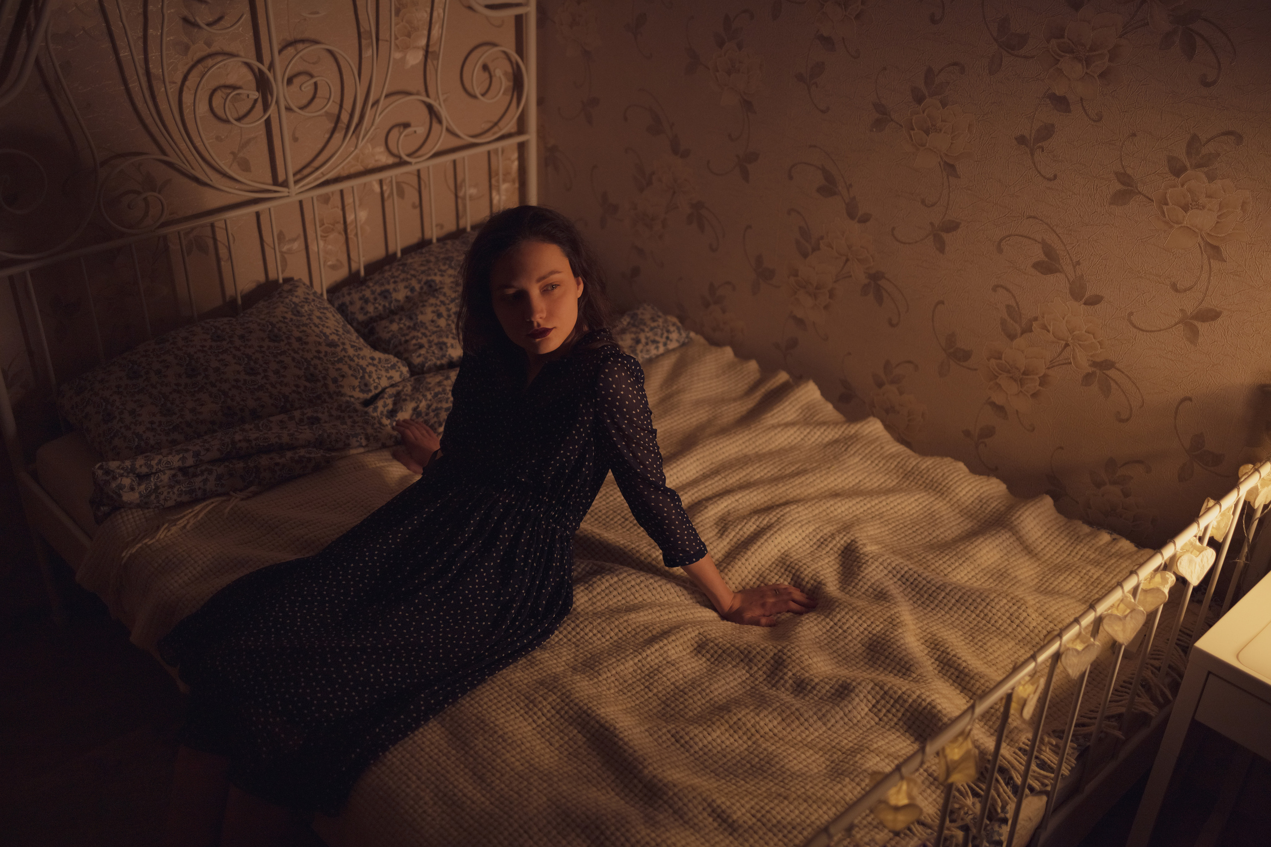 Галя, съемка дома. Ангелина Богданова, междисциплинарная художница