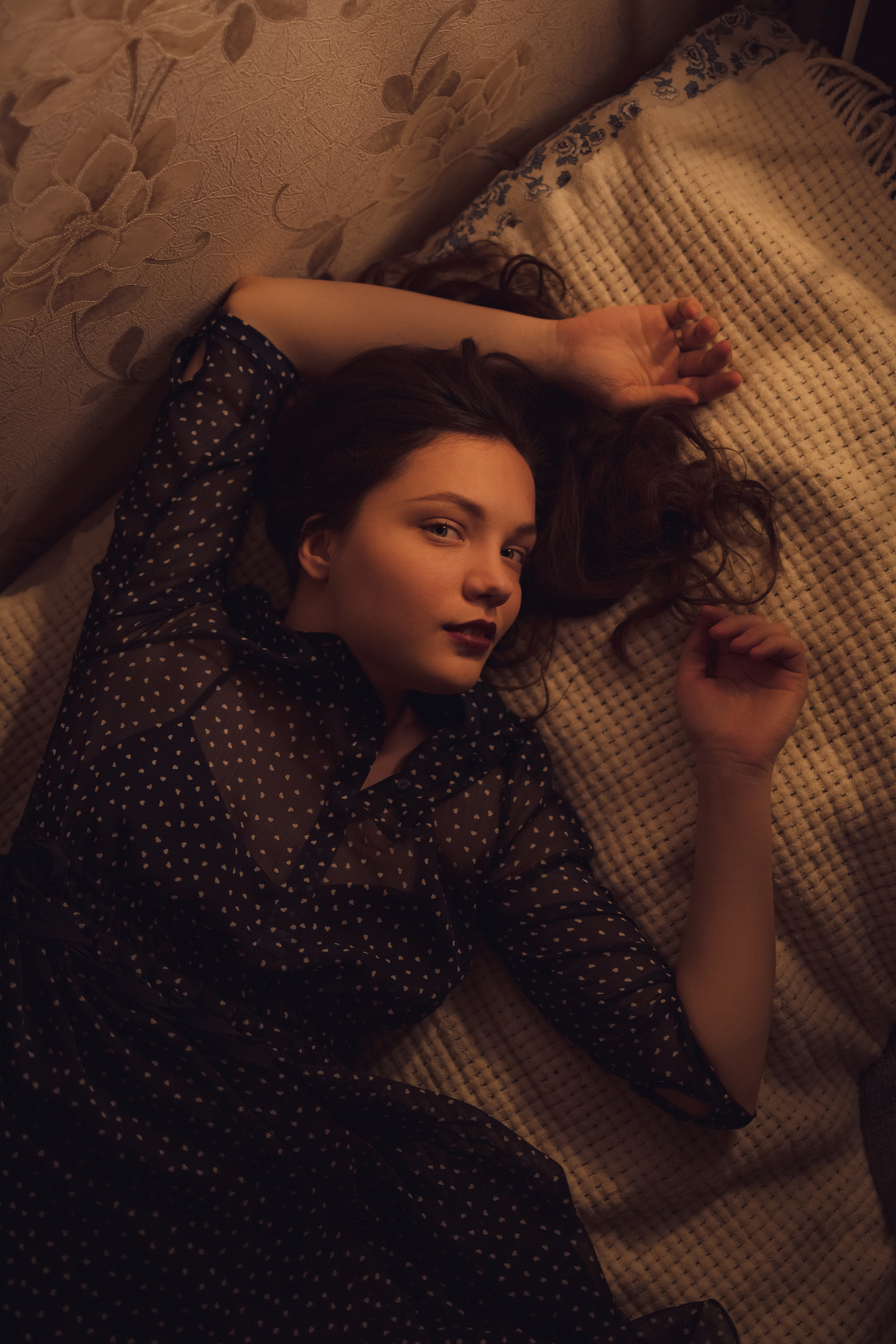 Галя, съемка дома. Ангелина Богданова, междисциплинарная художница