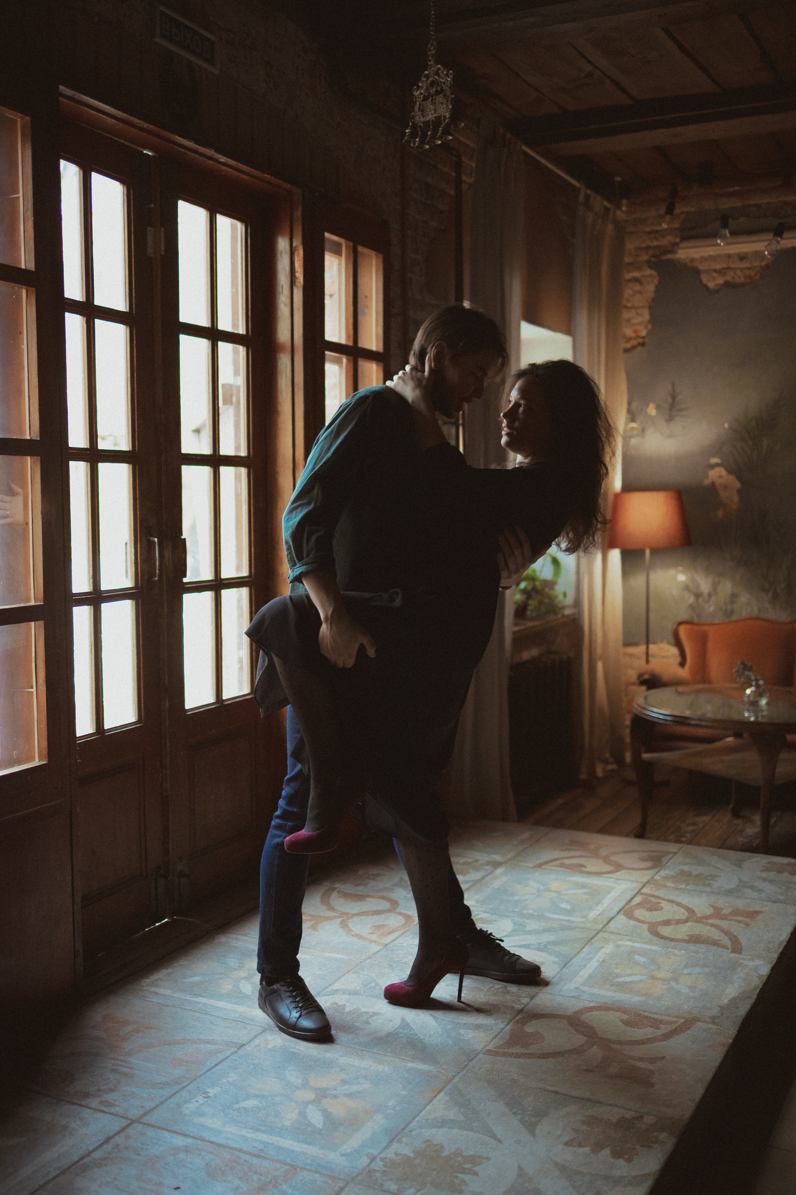 Галя и Андрей. Ангелина Богданова, междисциплинарная художница